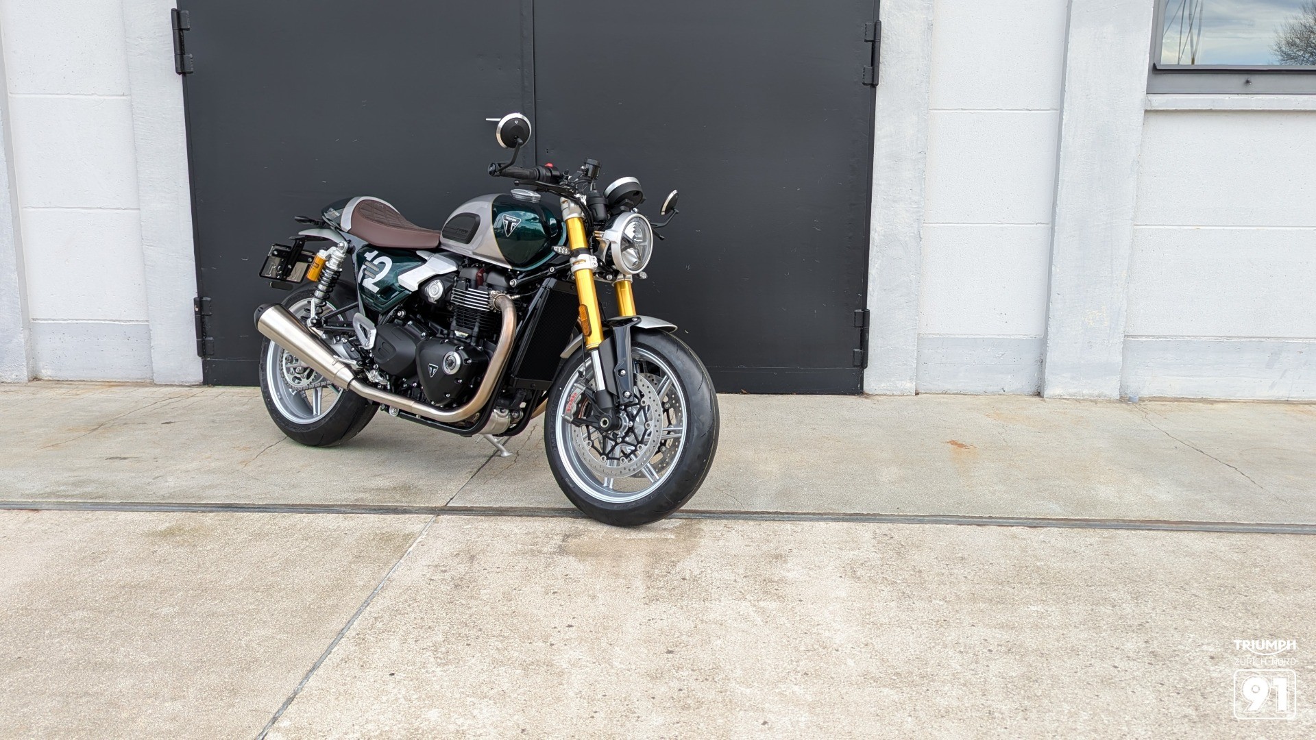 TRIUMPH TRIUMPH SPEED TWIN CAFE RACER-showroom-element-3