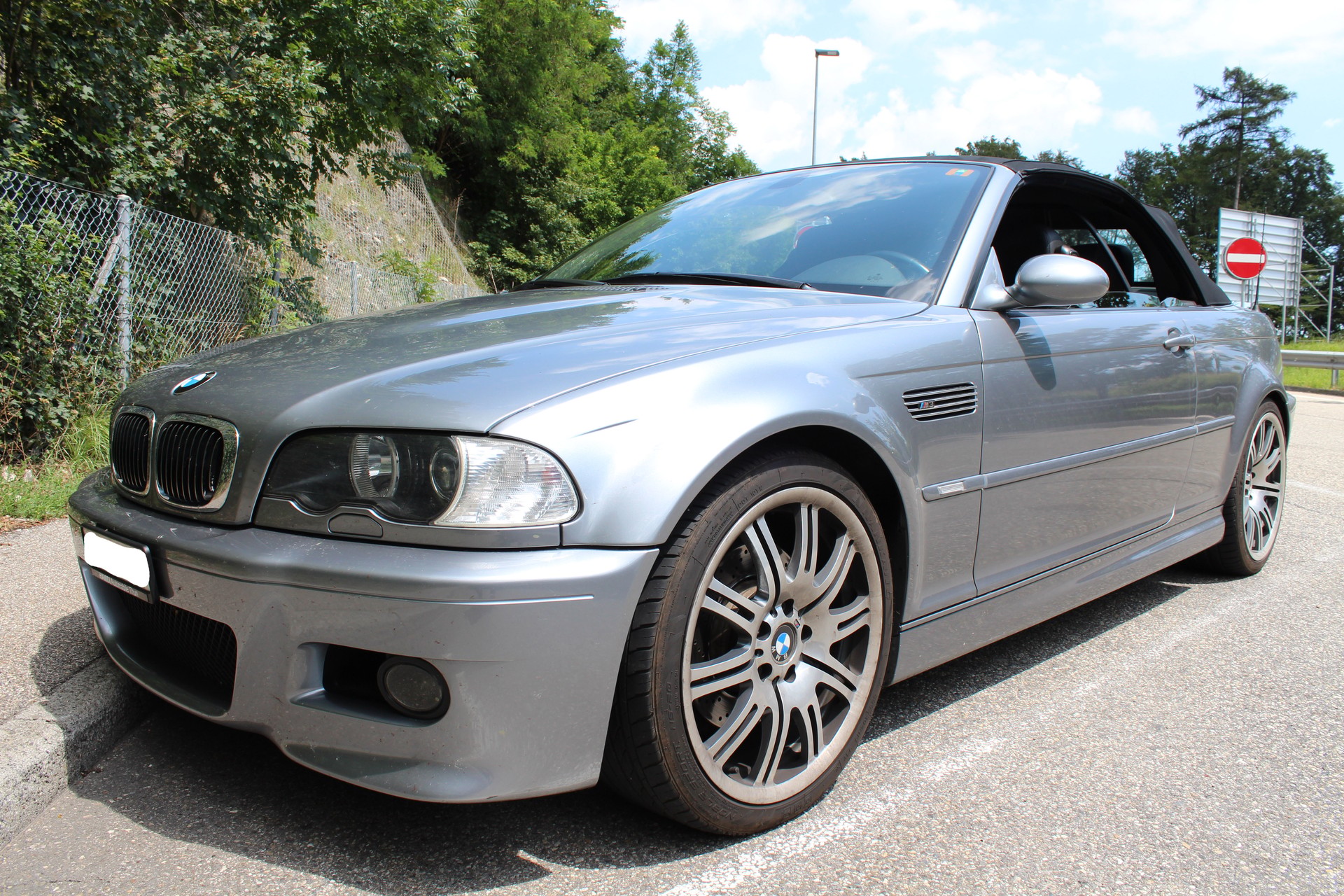 BMW M3 Cabriolet-image-0