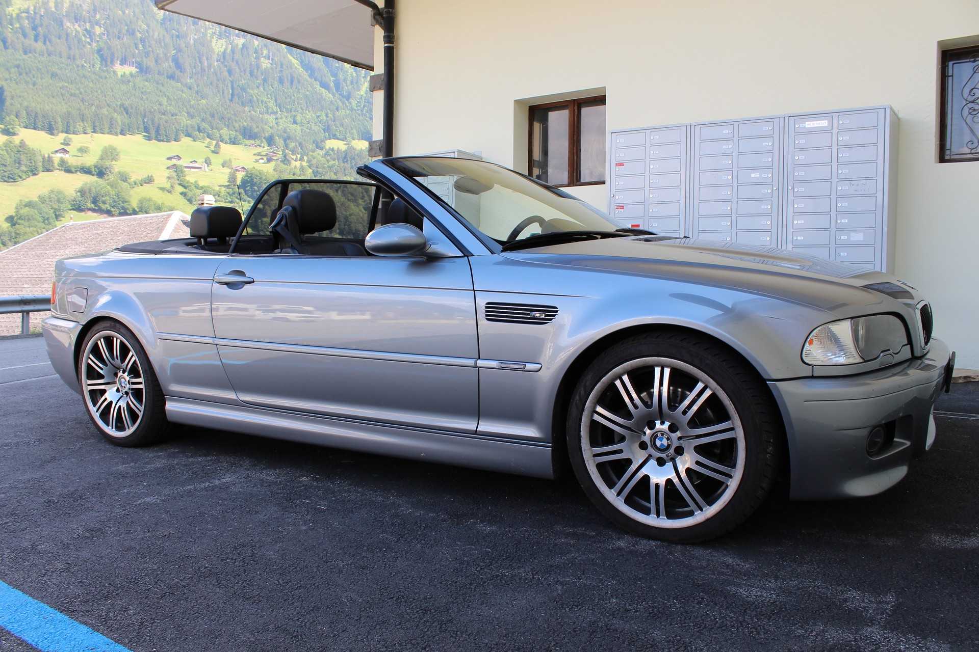 BMW M3 Cabriolet-image-7