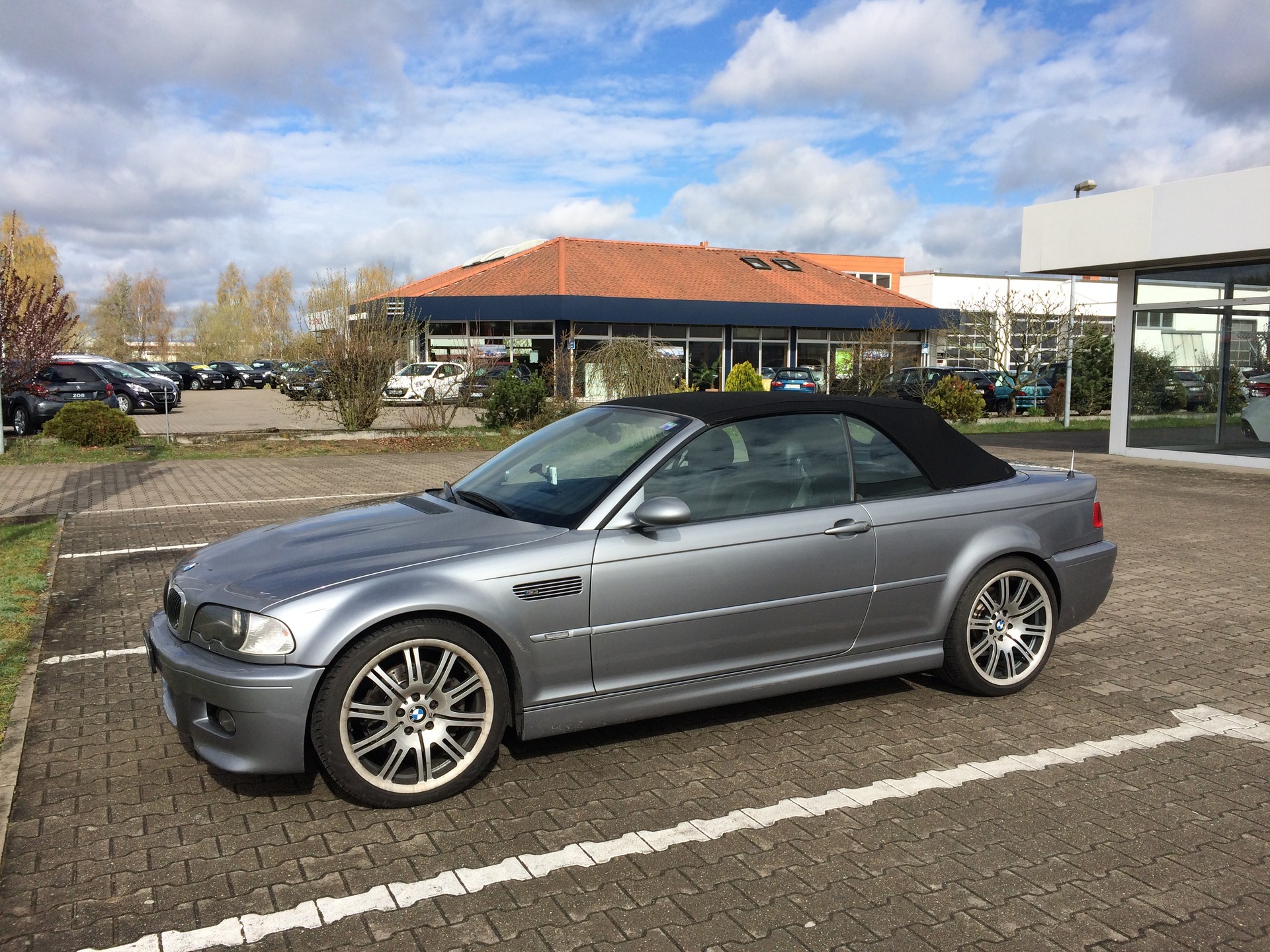 BMW M3 Cabriolet-image-6