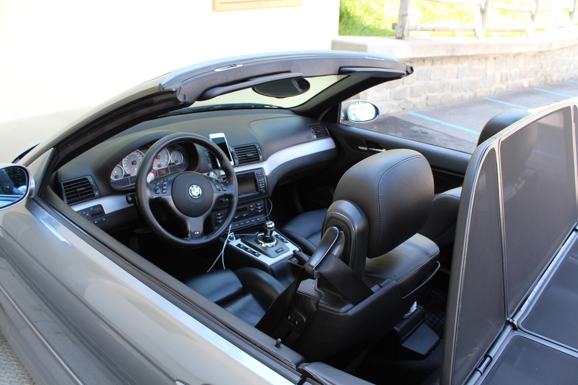 BMW M3 Cabriolet-image-1
