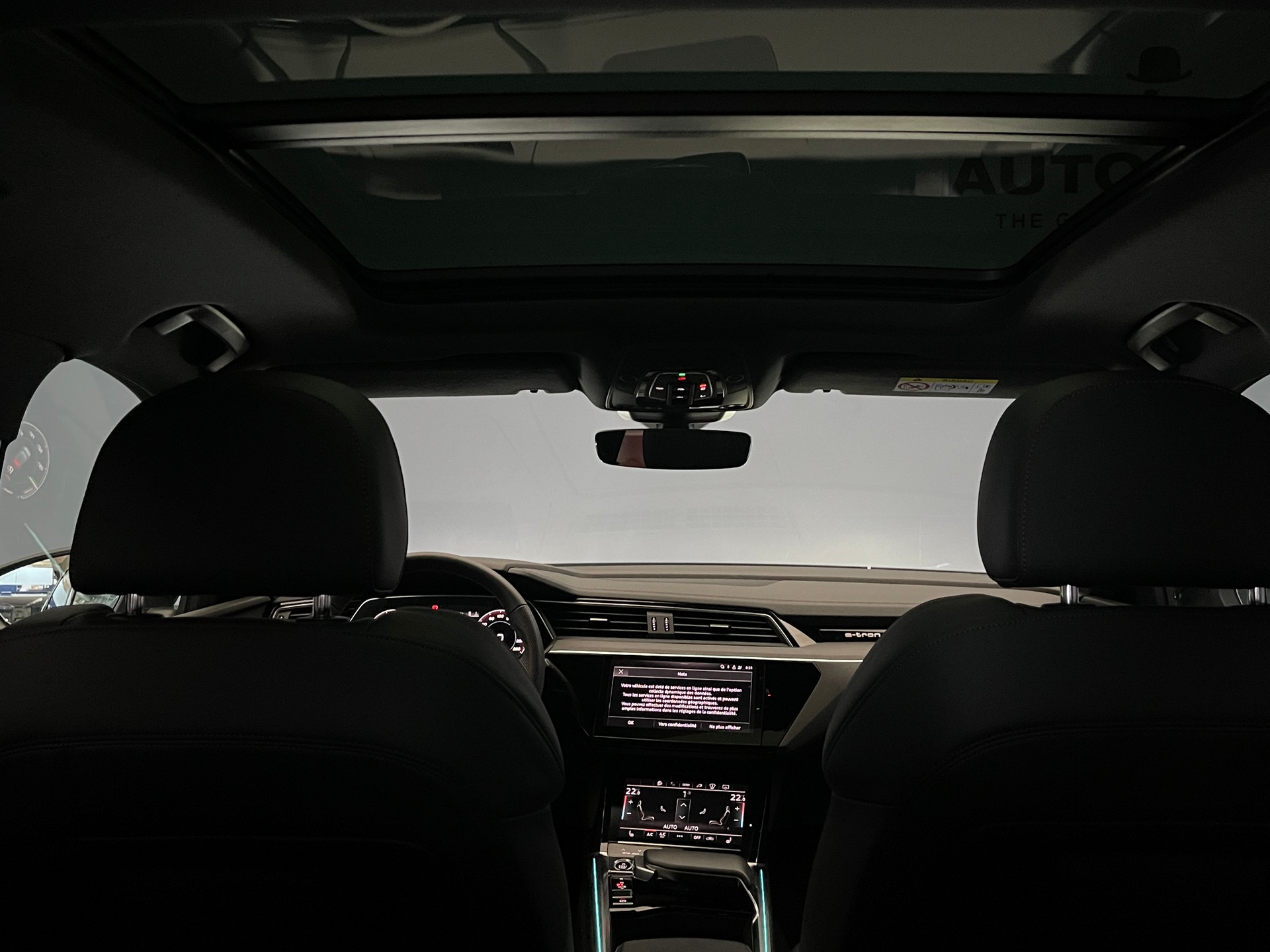 AUDI Q8 e-tron 50 S Line quattro-image-10