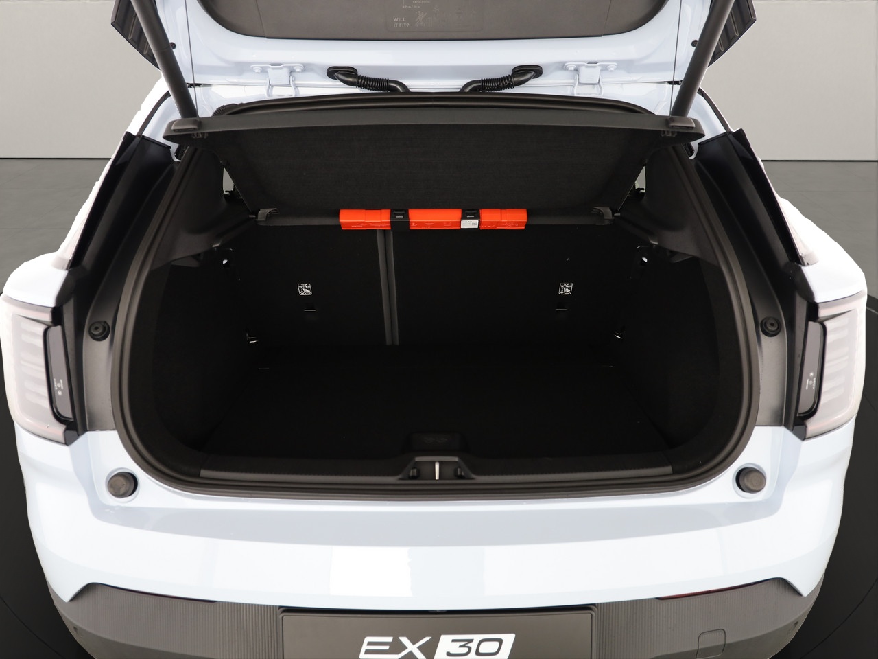 VOLVO EX30 CC E60 Twin Performance AWD-image-3