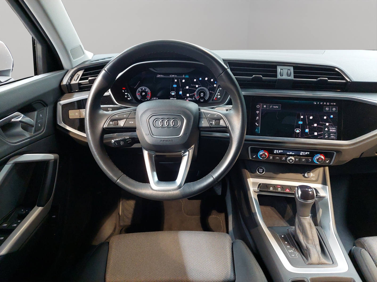 AUDI Q3 35 TDI S line quattro S-tronic-image-6
