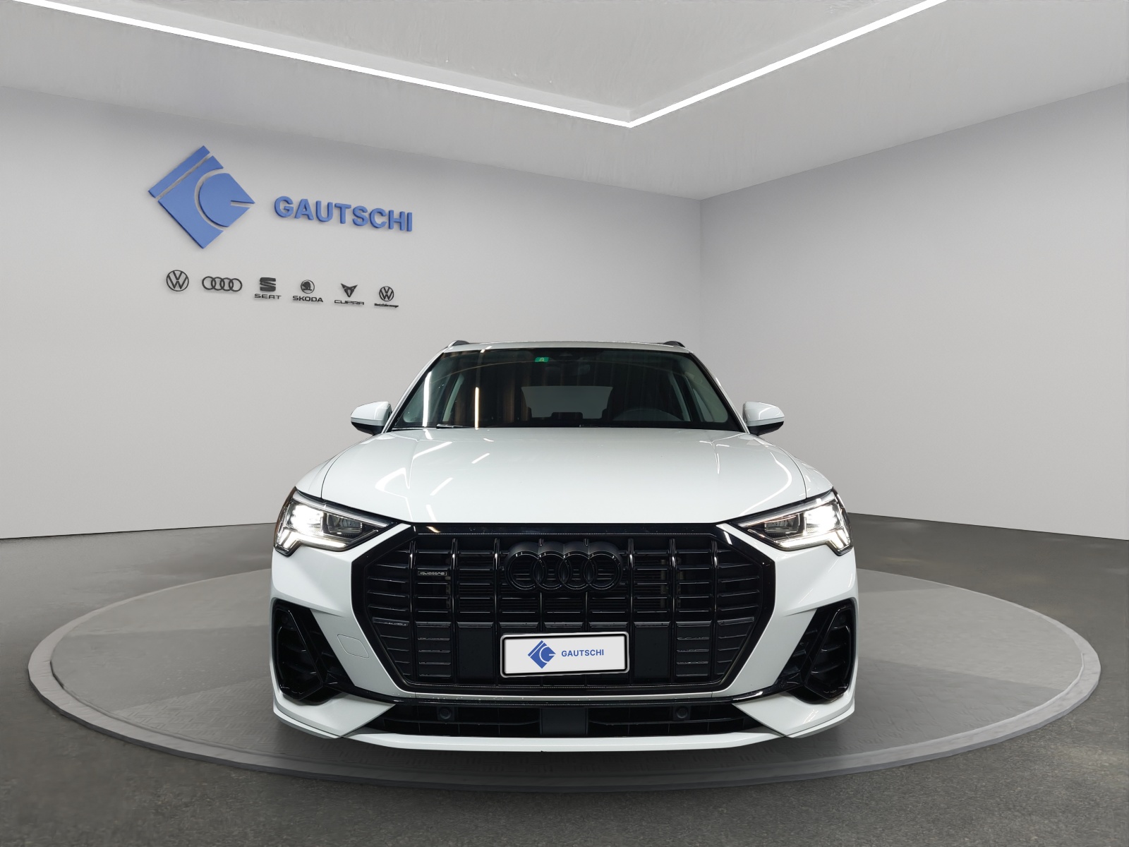 AUDI Q3 35 TDI S line quattro S-tronic-image-4
