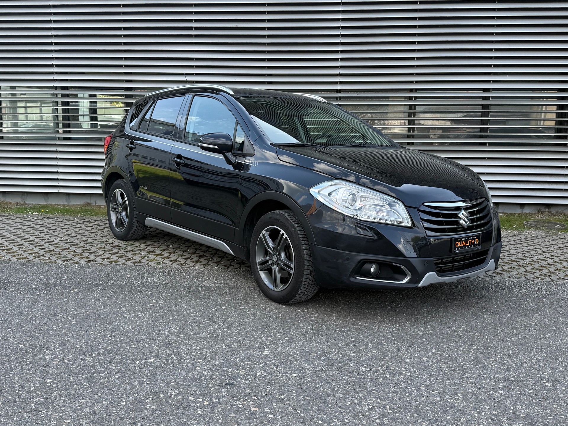 SUZUKI SX4 S-Cross 1.6 TD Compact Top 4WD TCSS-image-0