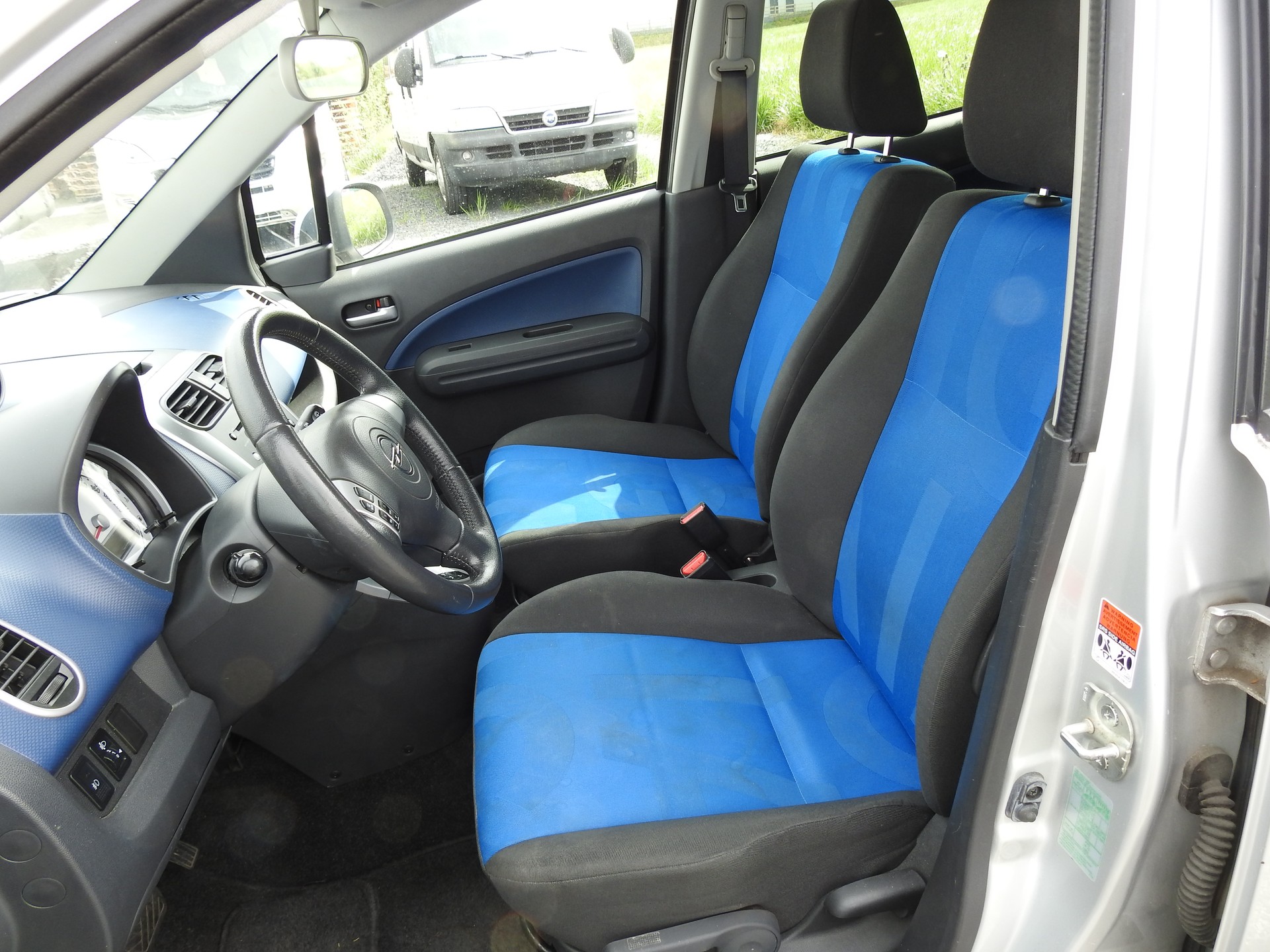 OPEL Agila 1.2 Enjoy Automatic-image-12