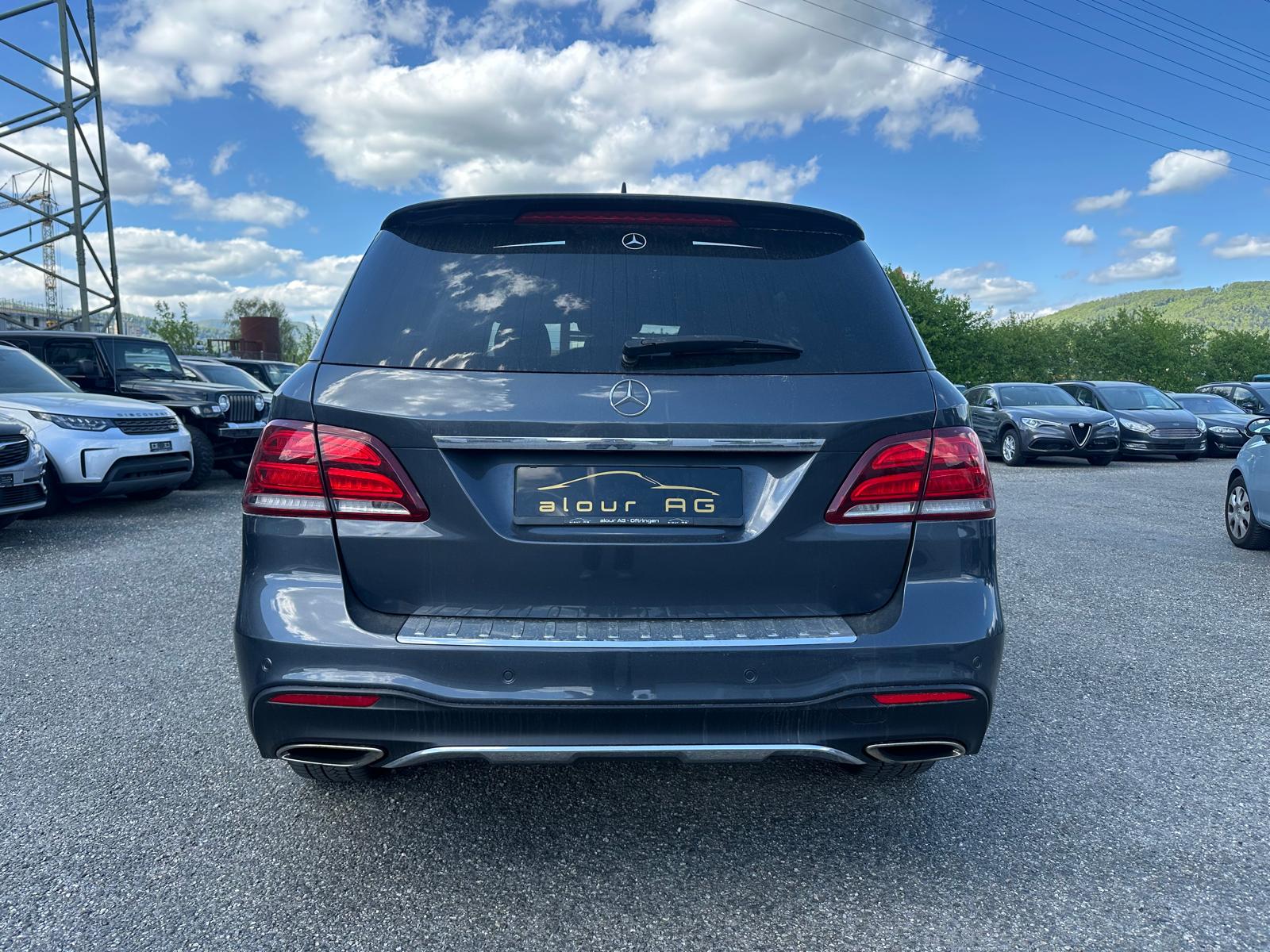 MERCEDES-BENZ GLE 400 4Matic 7G-Tronic-image-3