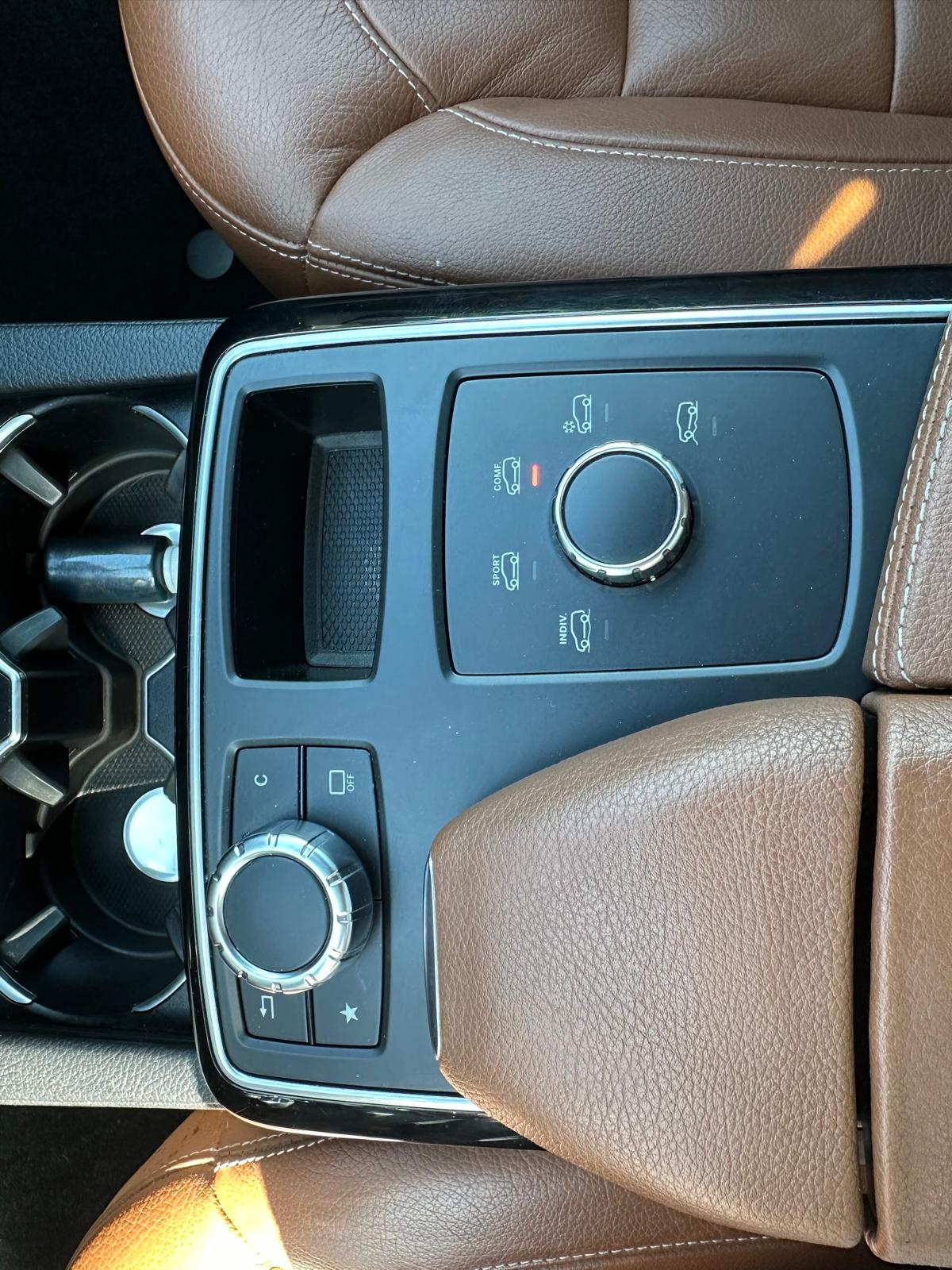 MERCEDES-BENZ GLE 400 4Matic 7G-Tronic-image-10
