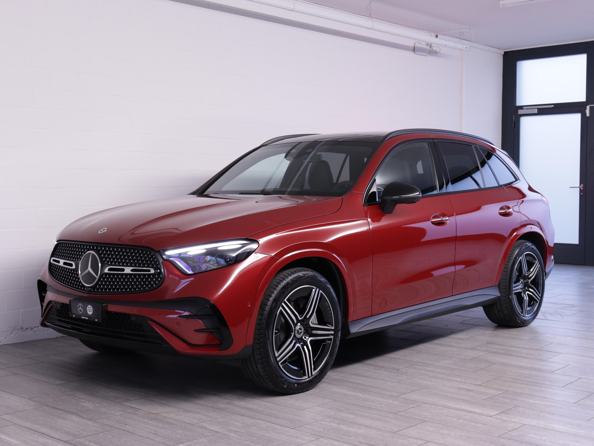 MERCEDES-BENZ GLC 220 d AMG Line 4matic-image-0