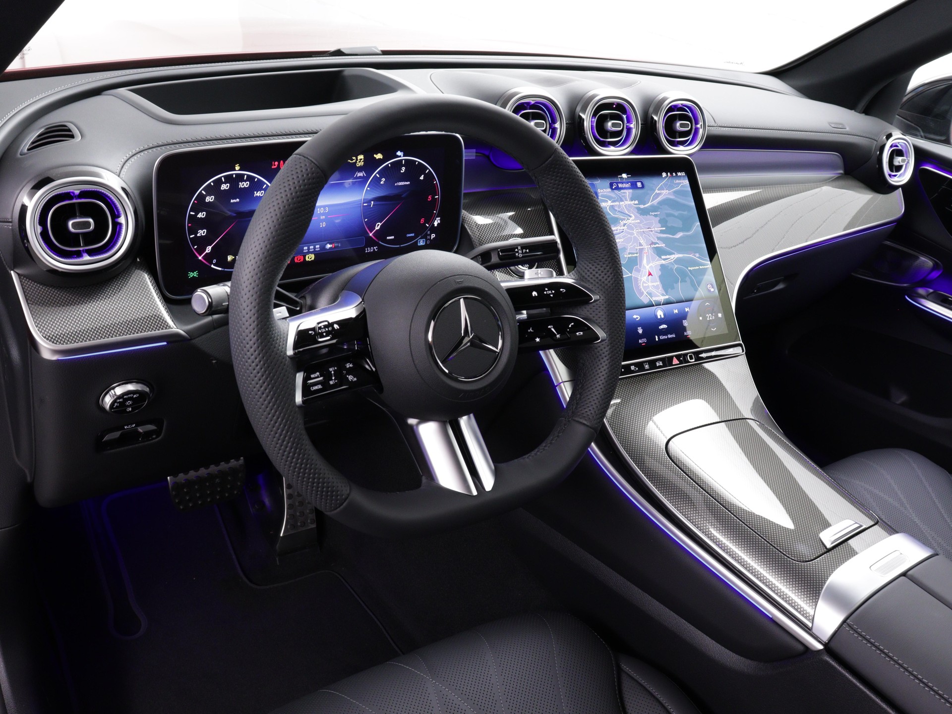 MERCEDES-BENZ GLC 220 d AMG Line 4matic-image-5