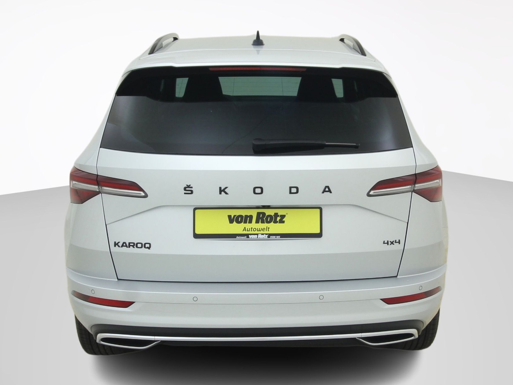 SKODA Karoq 2.0 TSI SportLine DSG 4x4-image-2