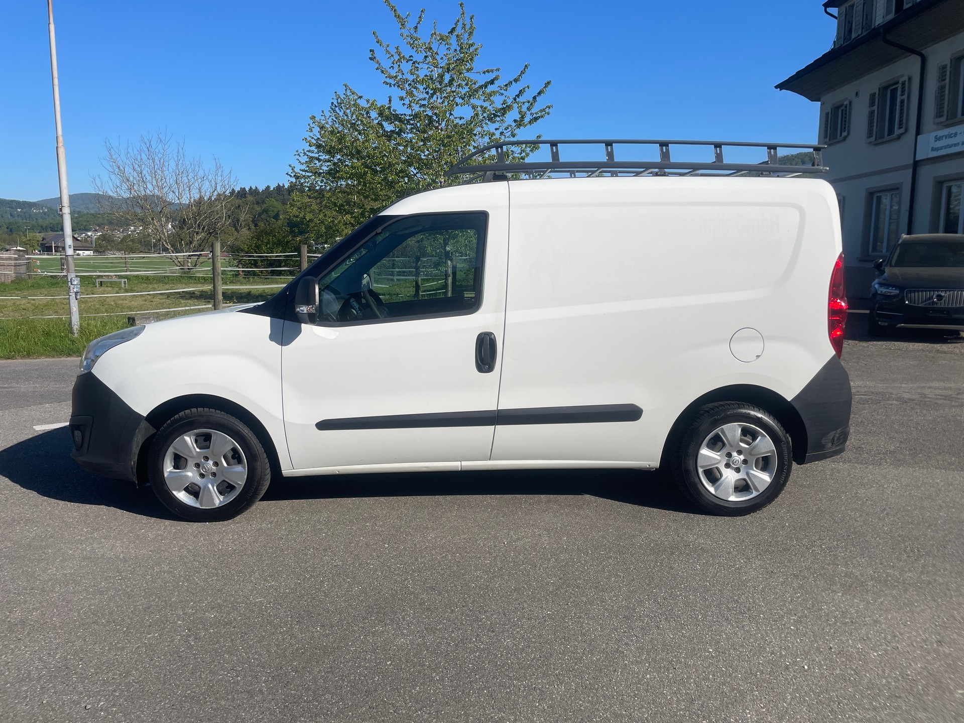 OPEL Combo 1.6 CDTI ecoFLEX Easytronic 2.2 L1H1-image-1
