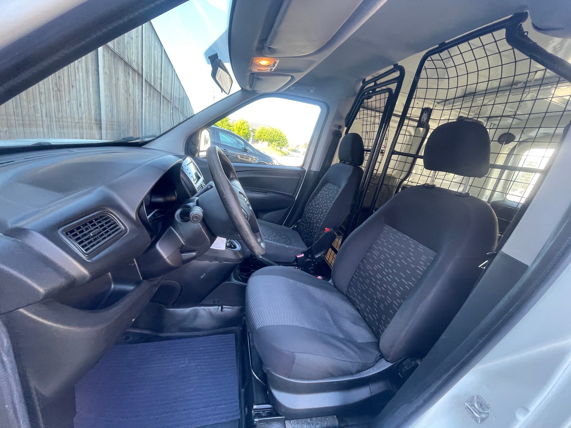 OPEL Combo 1.6 CDTI ecoFLEX Easytronic 2.2 L1H1-image-13