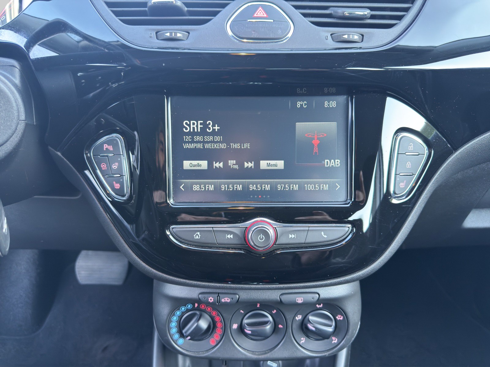 OPEL Corsa 1.4 EcoTec 120 Years Edition-image-14