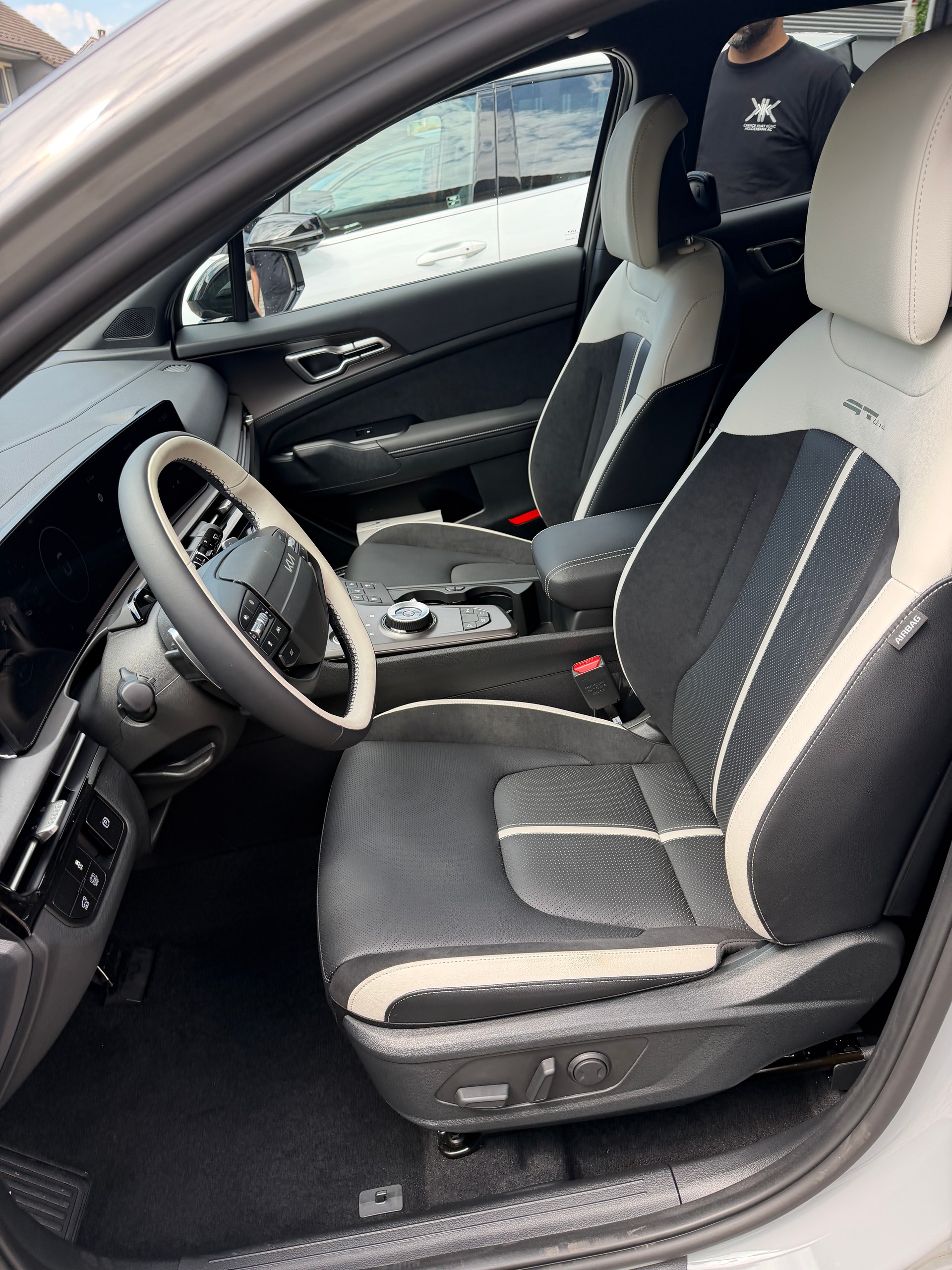 KIA Sportage 1.6T-GDi HEV GT-Line 4x4 A-image-6