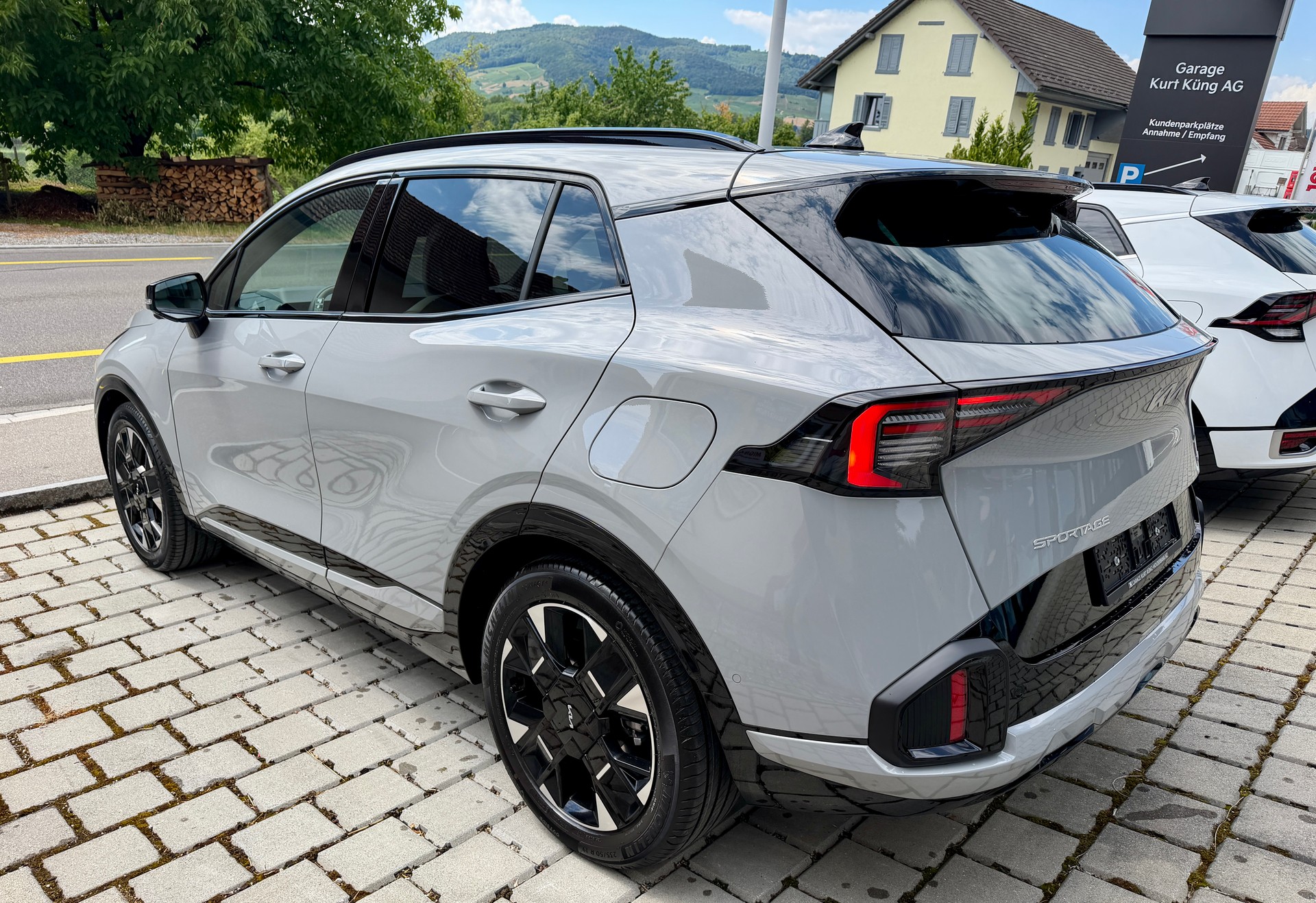 KIA Sportage 1.6T-GDi HEV GT-Line 4x4 A-image-1