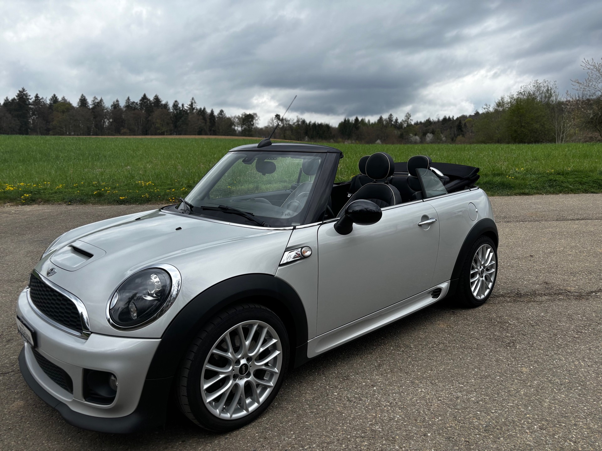 MINI Cooper S Cabriolet-image-12