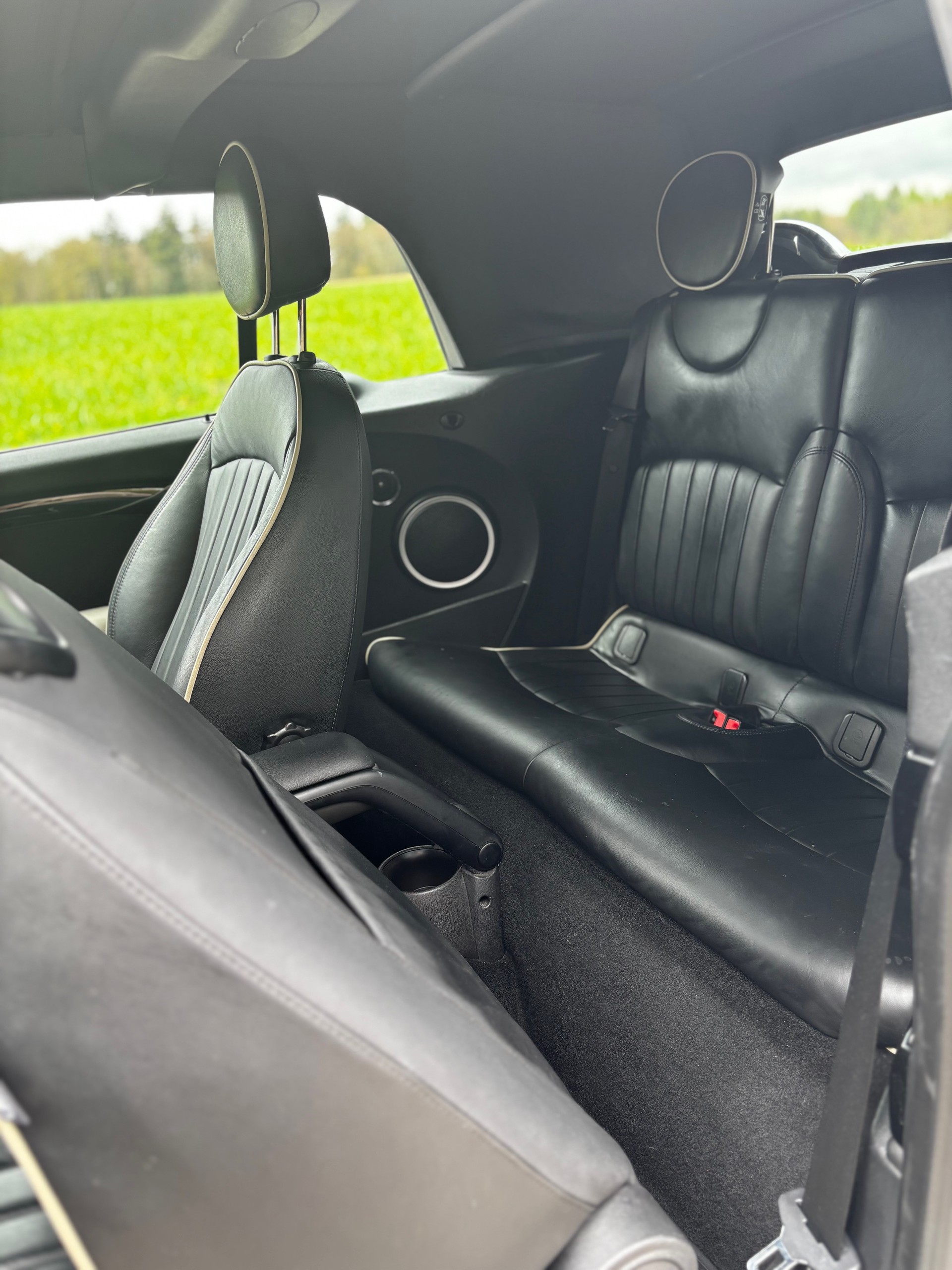 MINI Cooper S Cabriolet-image-9