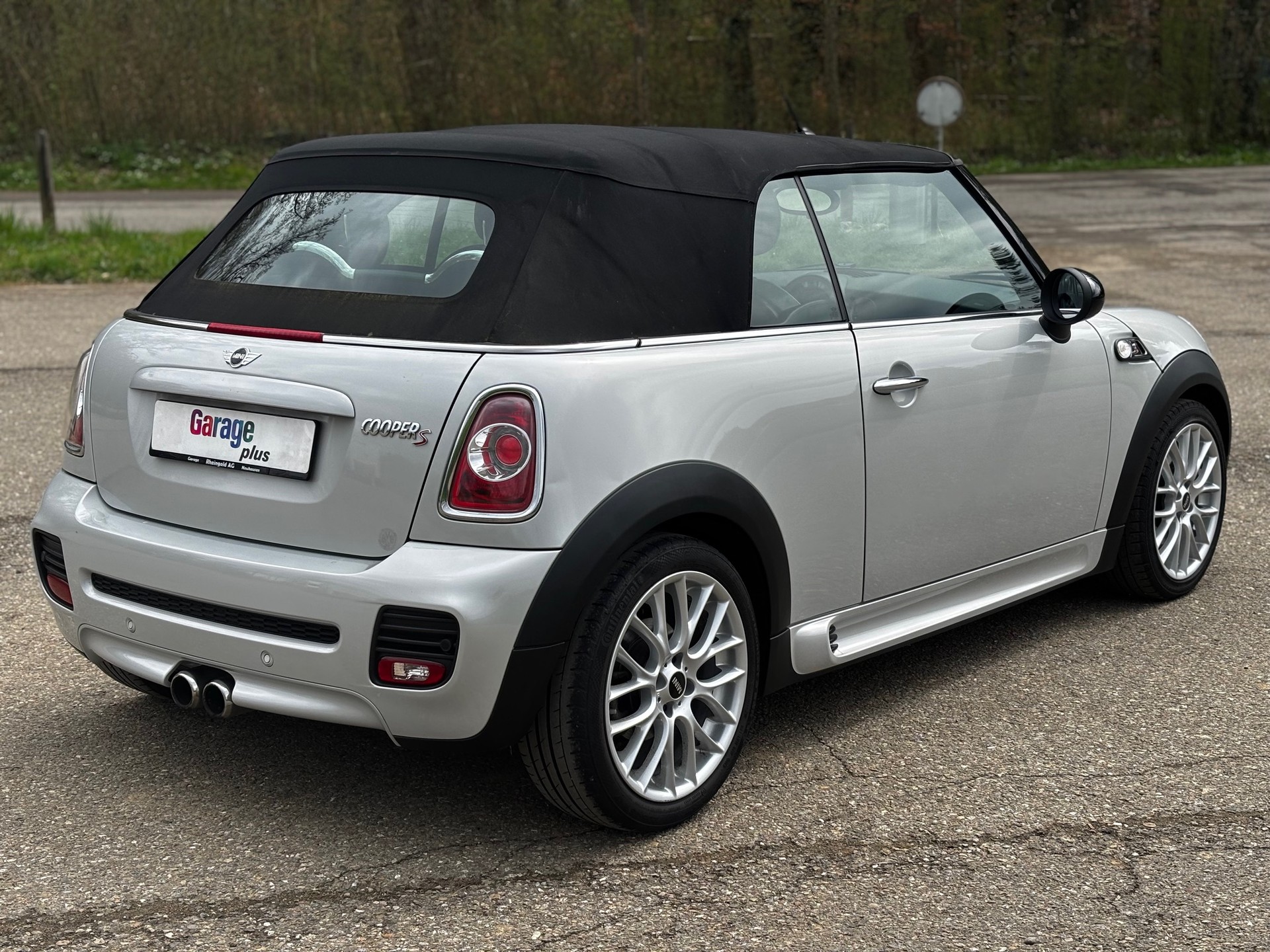 MINI Cooper S Cabriolet-image-4