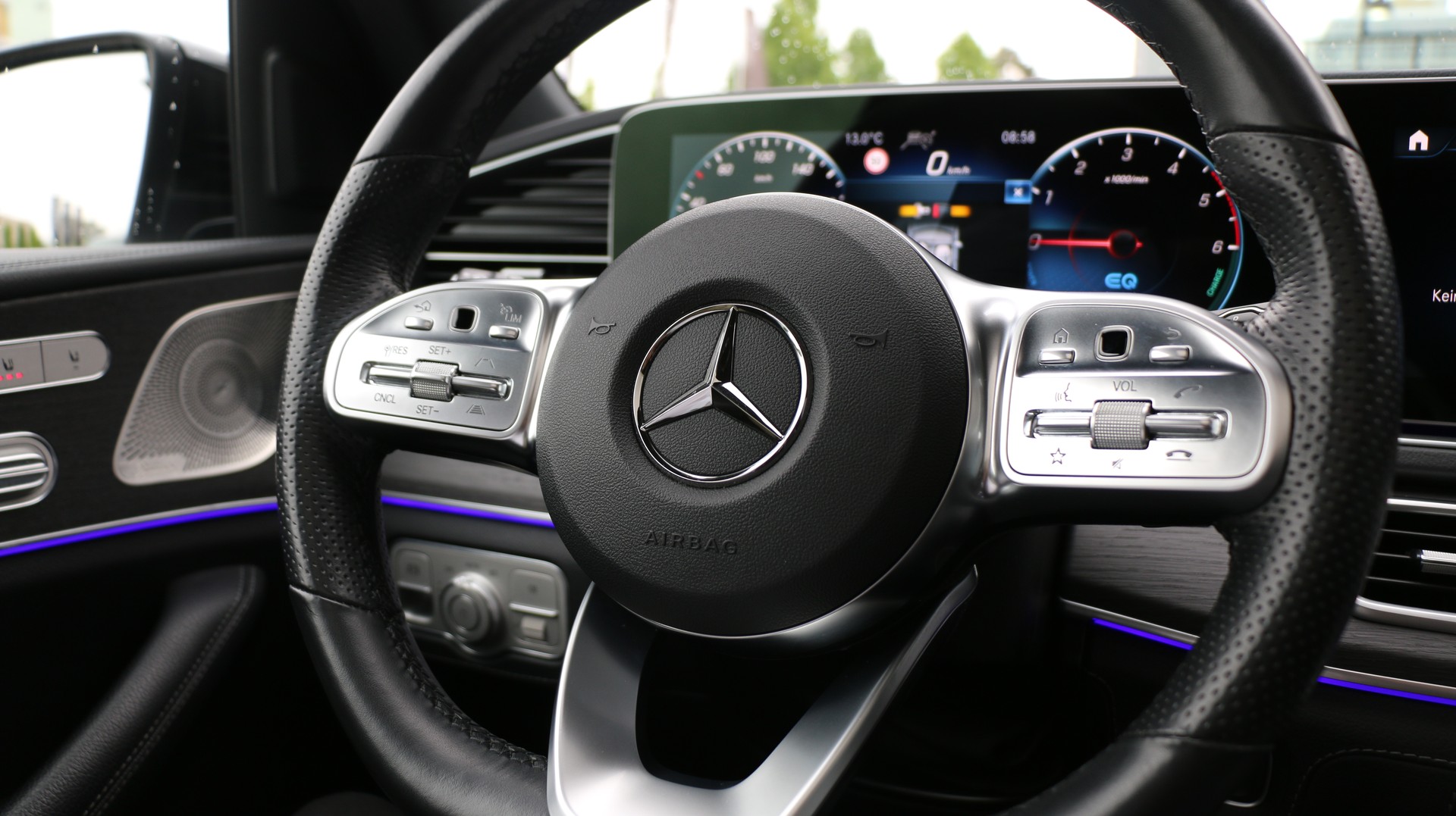 MERCEDES-BENZ GLE 350de AMG Line 4Matic-image-15