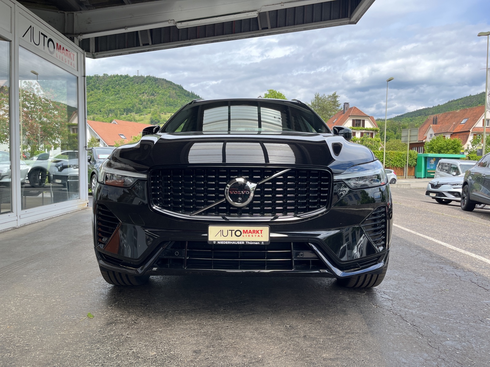 VOLVO XC60 T6 eAWD PluginHybrid Ultimate Dark Geartronic-image-5