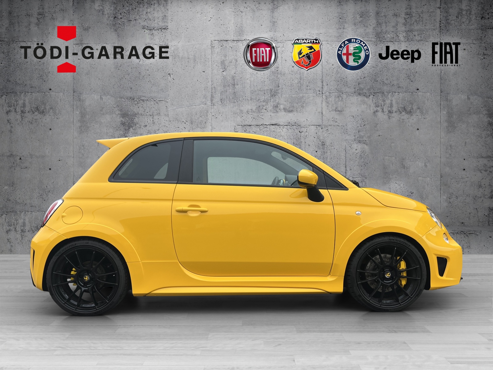 FIAT 695 Abarth 1.4 T-Jet 190 Biposto Record-image-6