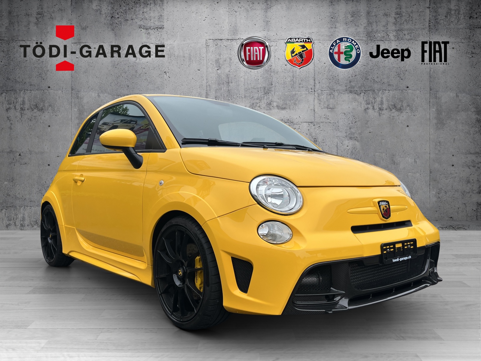 FIAT 695 Abarth 1.4 T-Jet 190 Biposto Record-image-7
