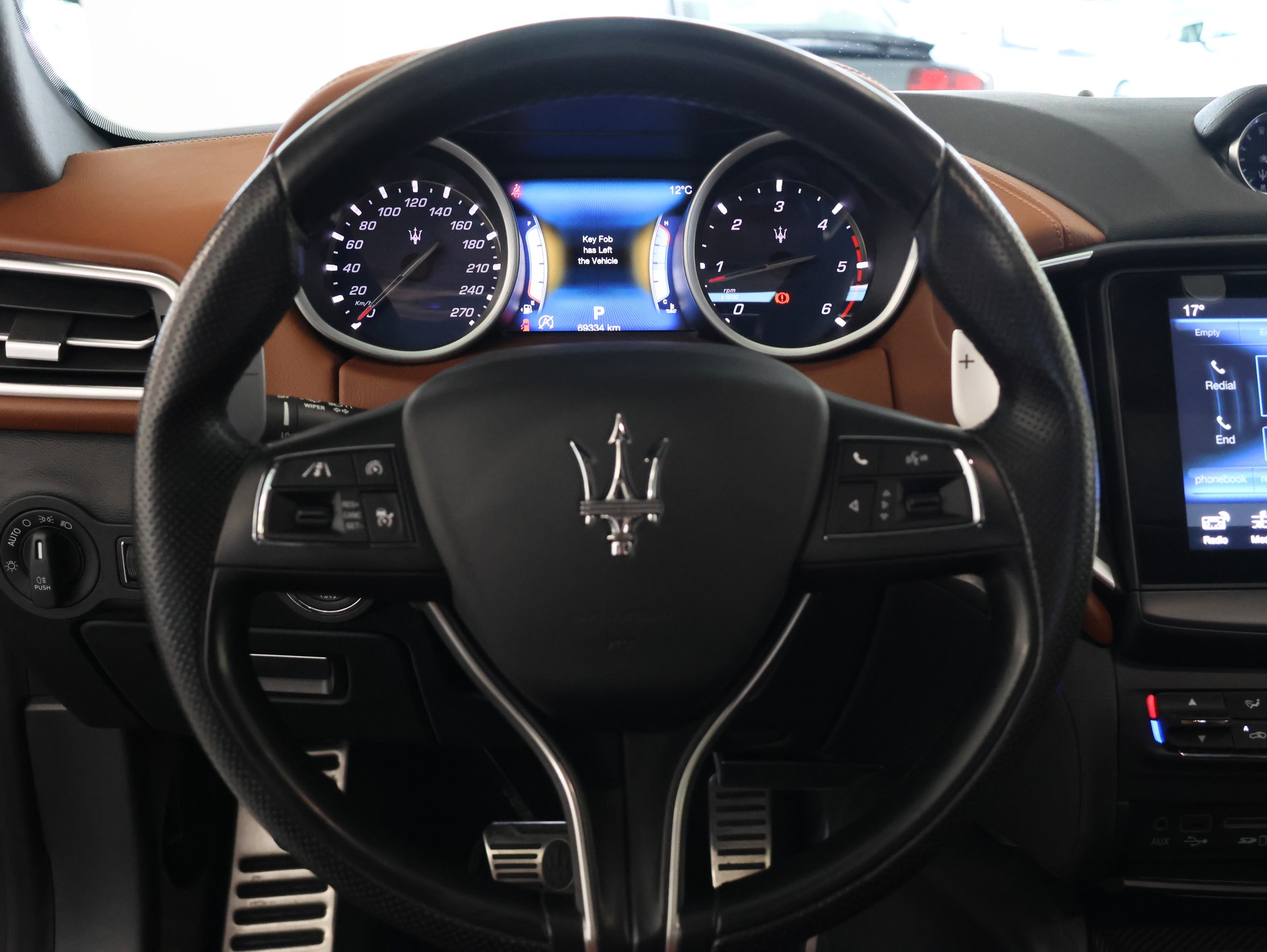MASERATI Ghibli D 3.0 V6 GranSport Automatica *Panorama*Carbon*Sportsitze*Harman/Kardon*-image-18