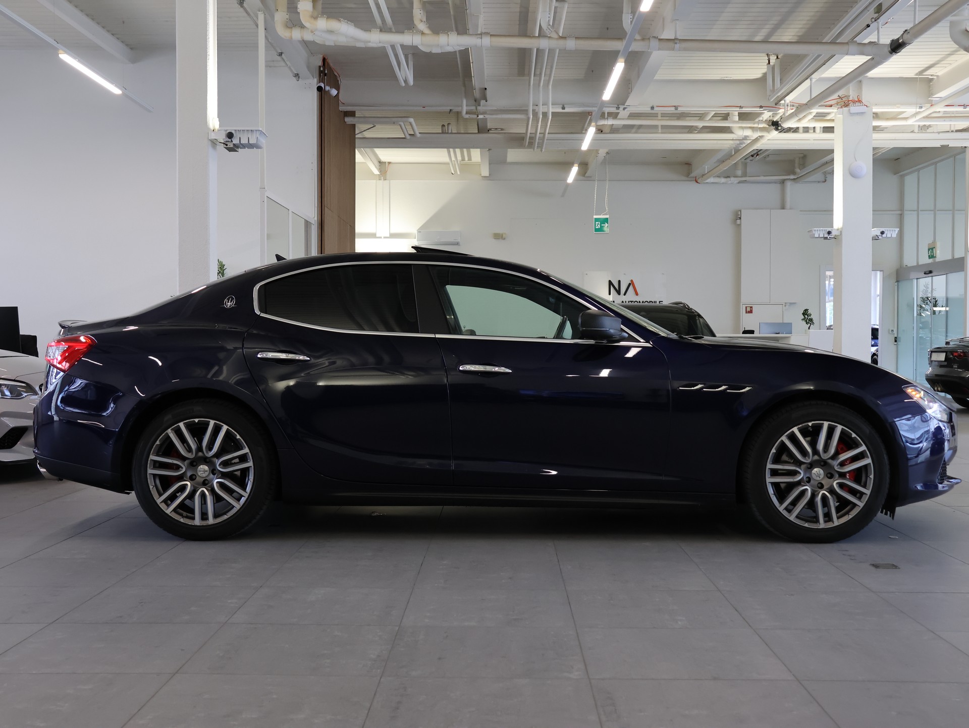 MASERATI Ghibli D 3.0 V6 GranSport Automatica *Panorama*Carbon*Sportsitze*Harman/Kardon*-image-6