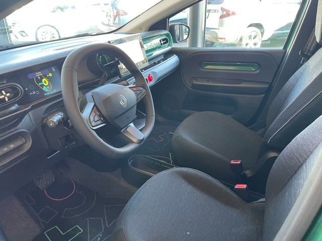 RENAULT Twingo E-Tech 27kWh Techno-image-9