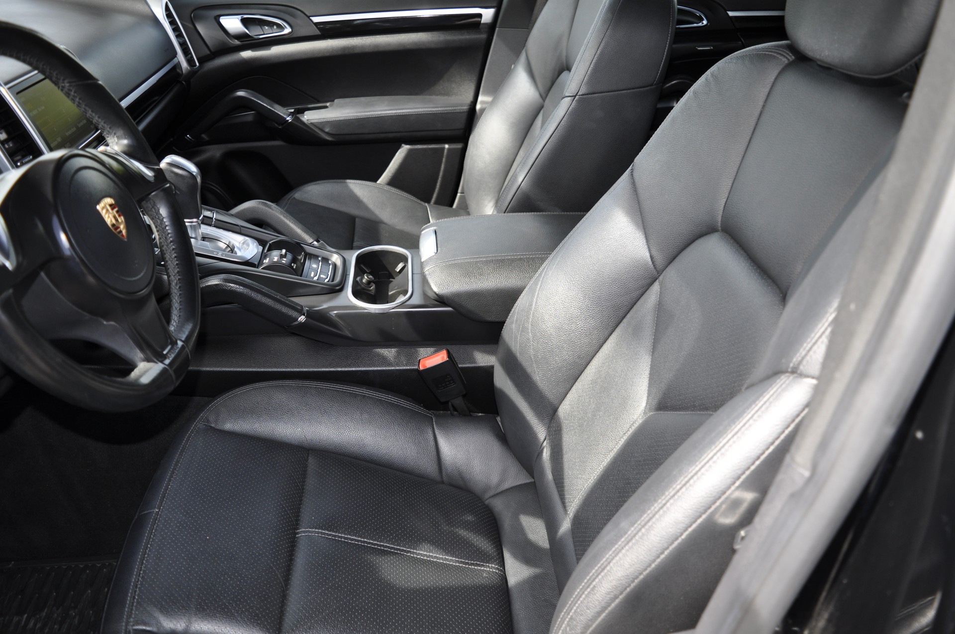 PORSCHE Cayenne Diesel-image-8