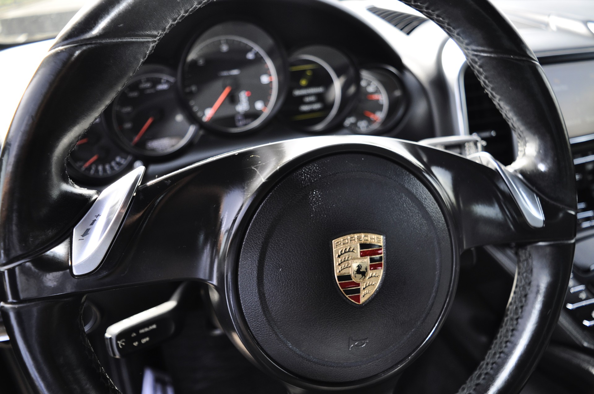 PORSCHE Cayenne Diesel-image-11