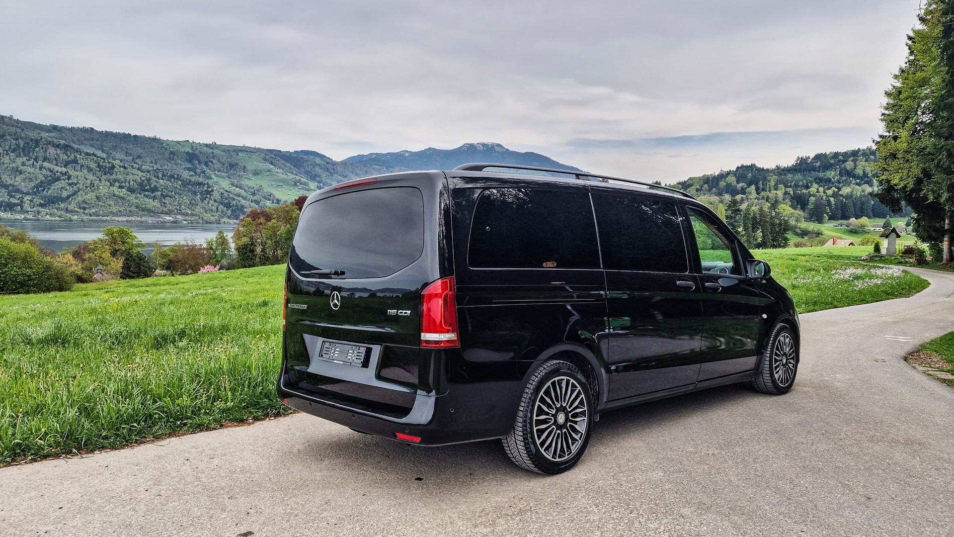 MERCEDES-BENZ 116 VIP-Bus Tourer L 7G-Tronic-showroom-element-3