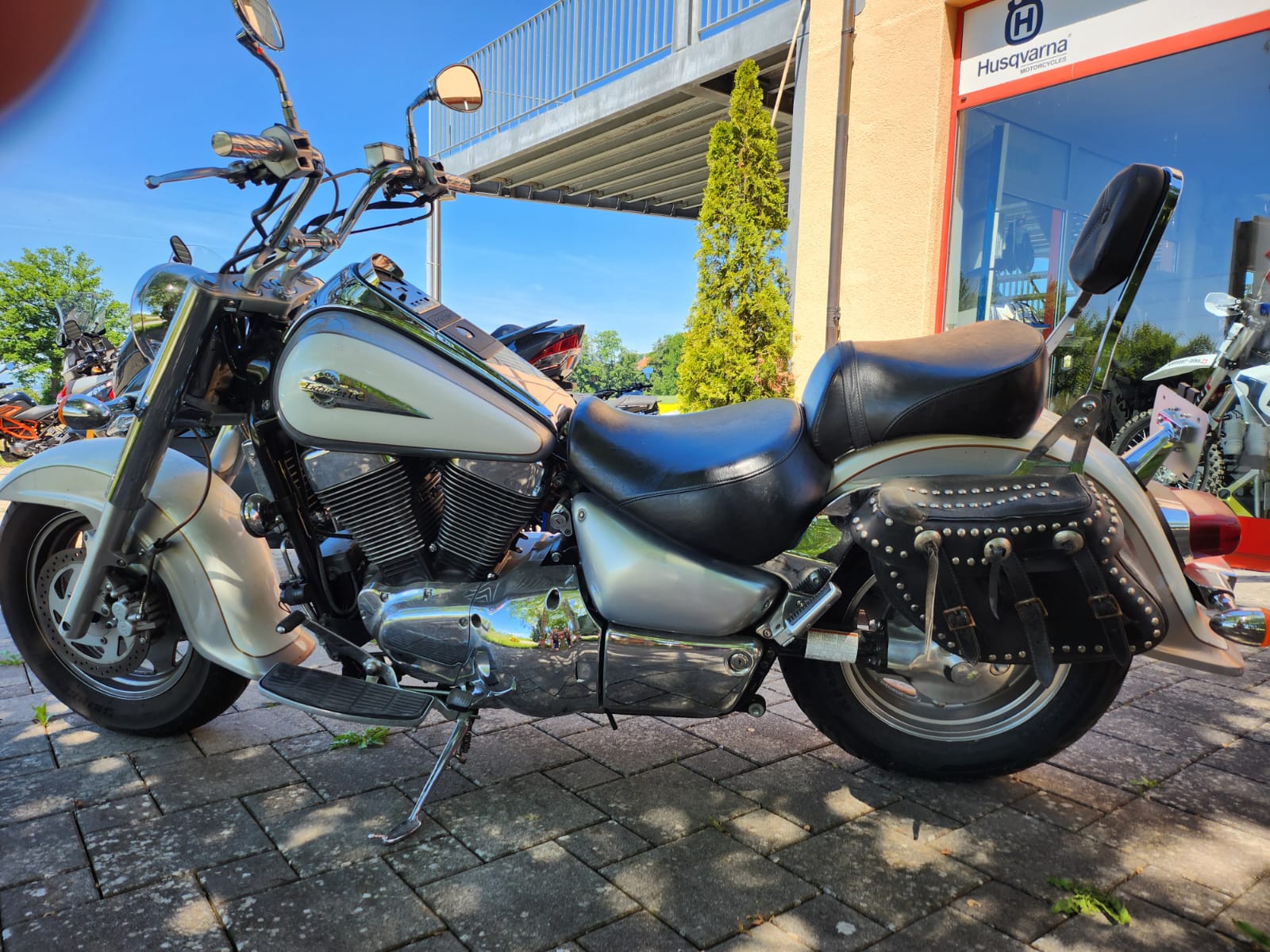 SUZUKI VL 1500 Intruder K4