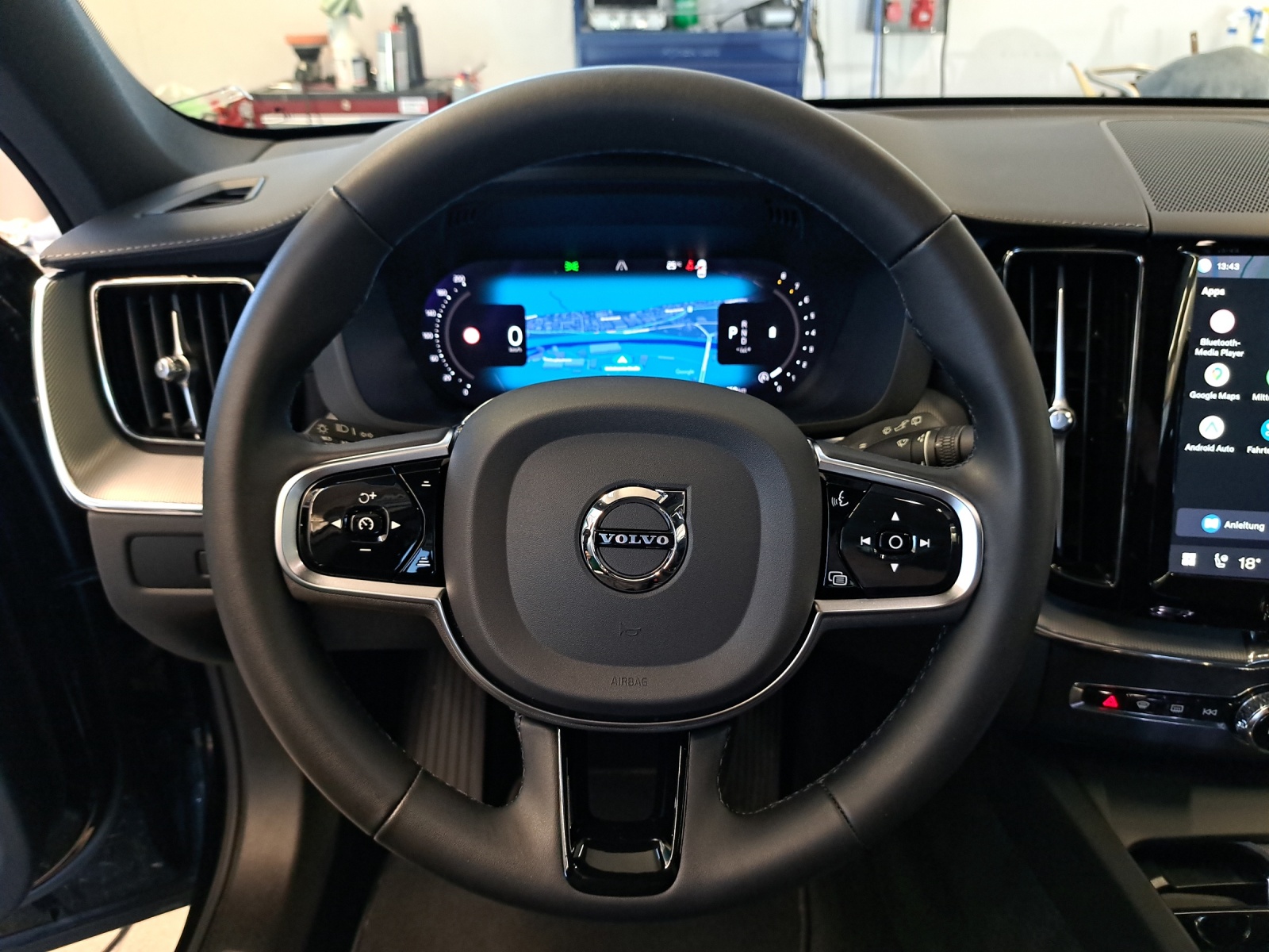 VOLVO XC60 2.0 B6 MH Ultimate Dark A-image-18