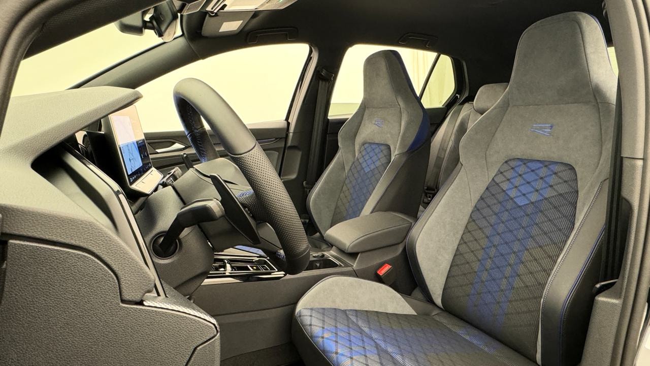 VW Golf 2.0 TSI R DSG 4 Motion-image-4