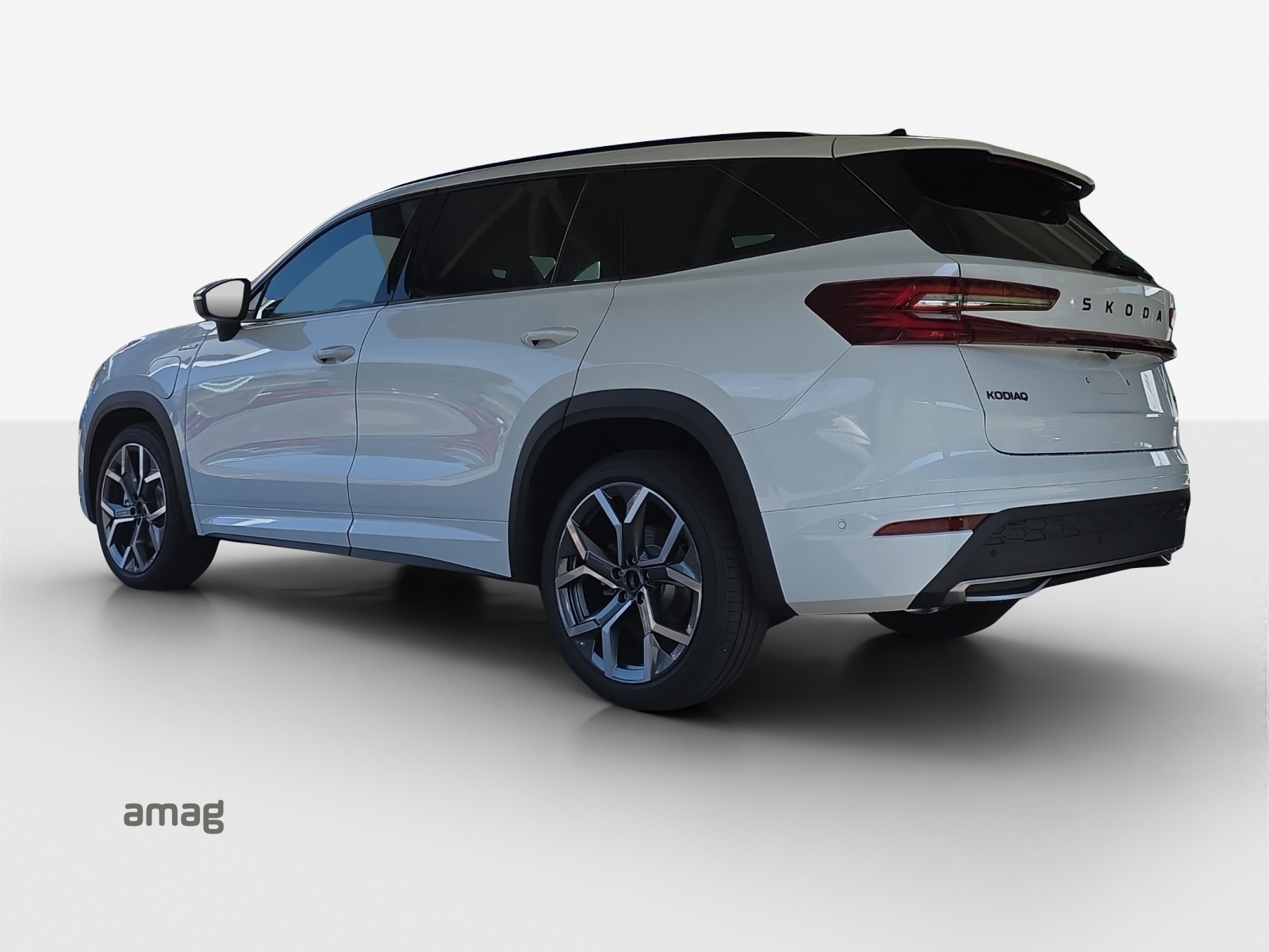 SKODA Kodiaq 1.5 TSI PHEV Sportline-showroom-element-2