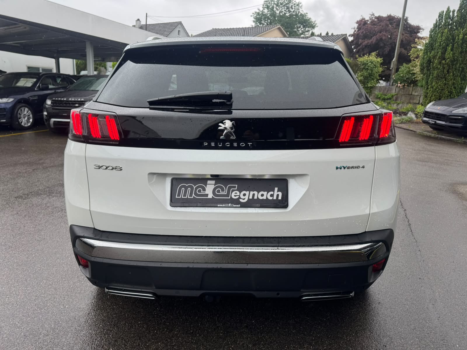 PEUGEOT 3008 300e Hybrid4 GT EAT8-image-6