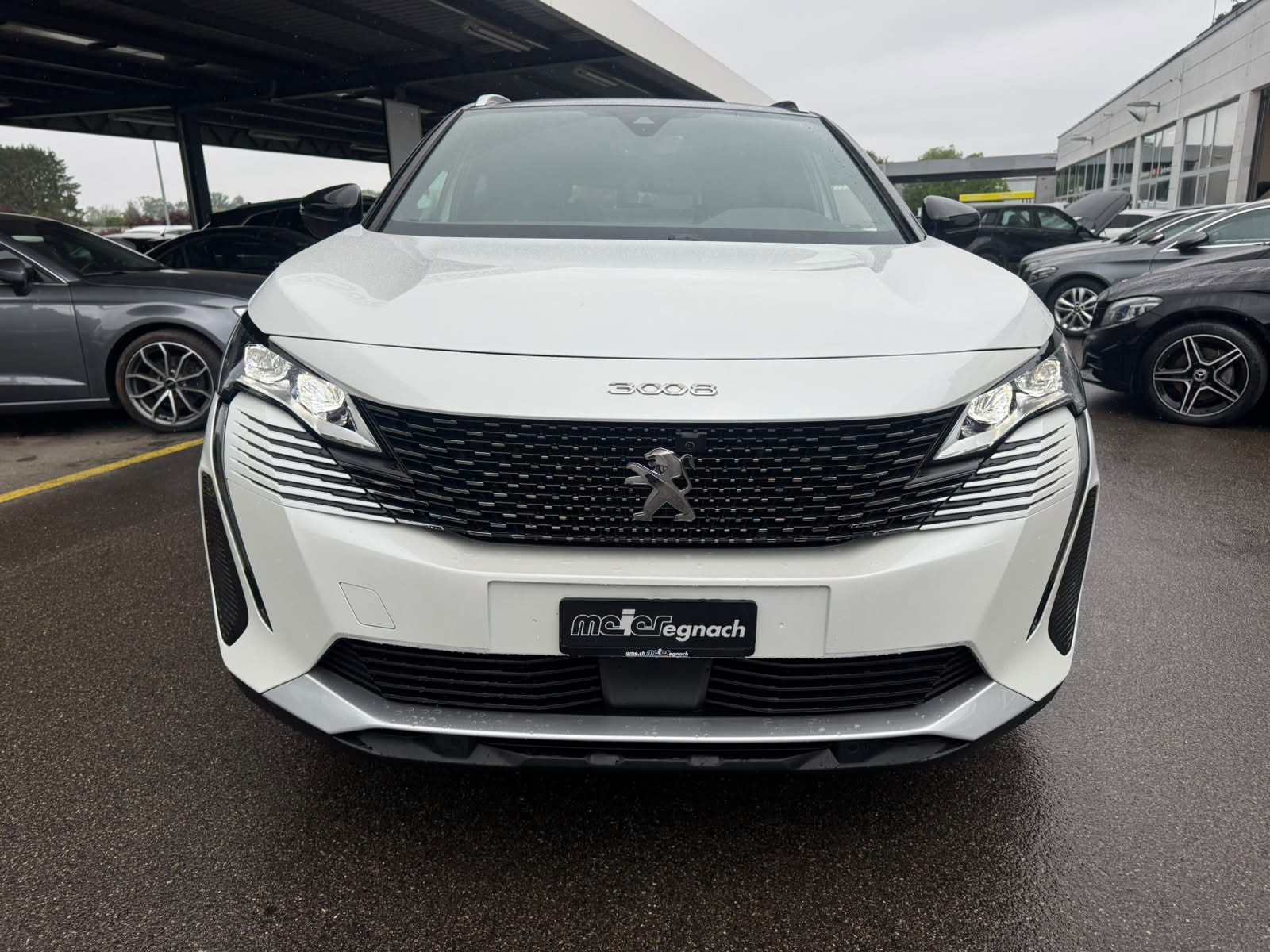 PEUGEOT 3008 300e Hybrid4 GT EAT8-image-1