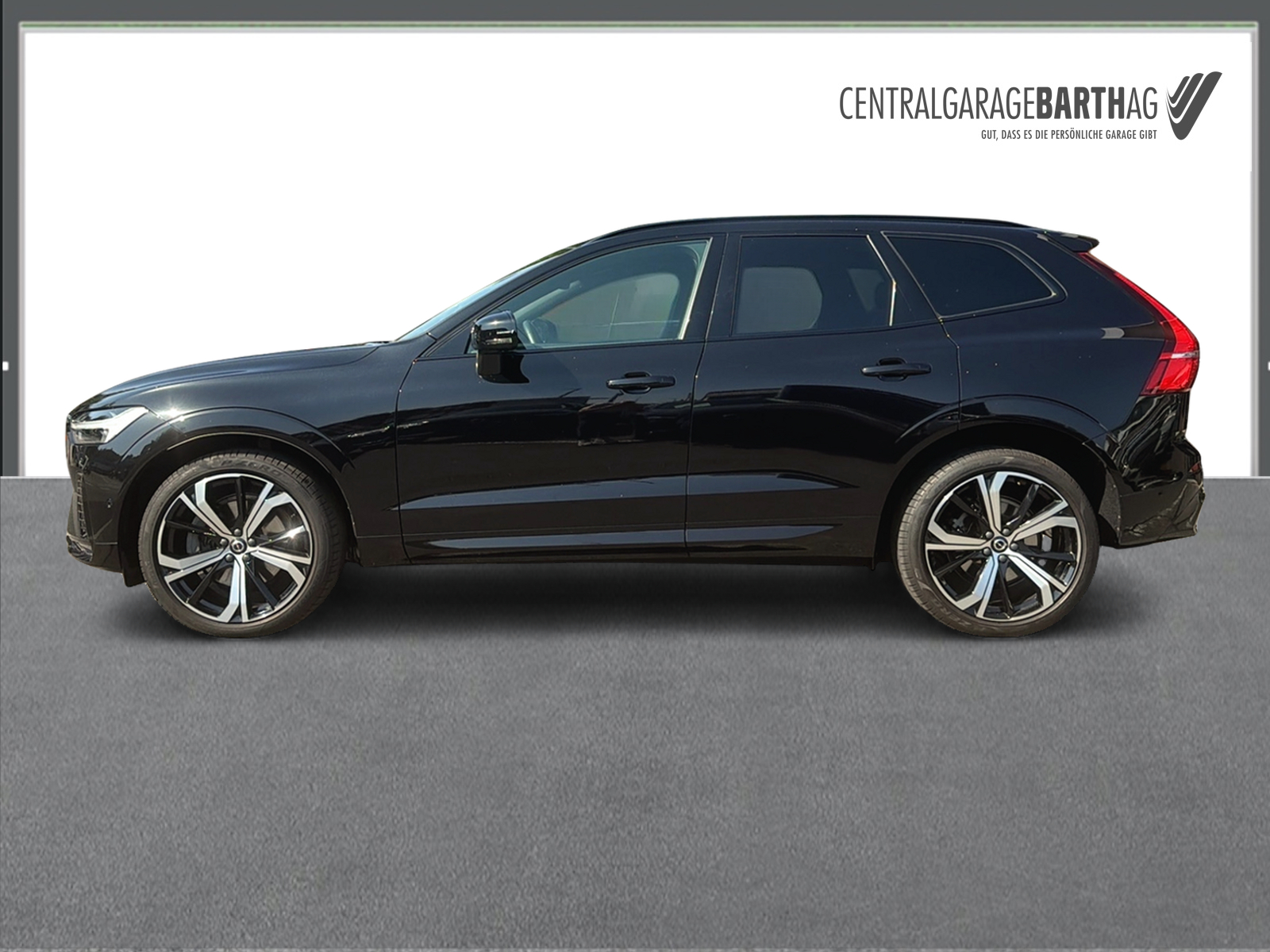VOLVO XC60 2.0 B5 MH Ultimate Dark AWD-image-6