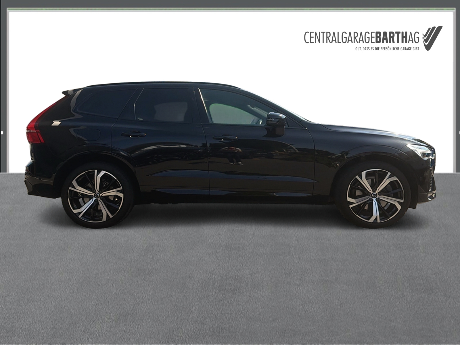 VOLVO XC60 2.0 B5 MH Ultimate Dark AWD-image-7