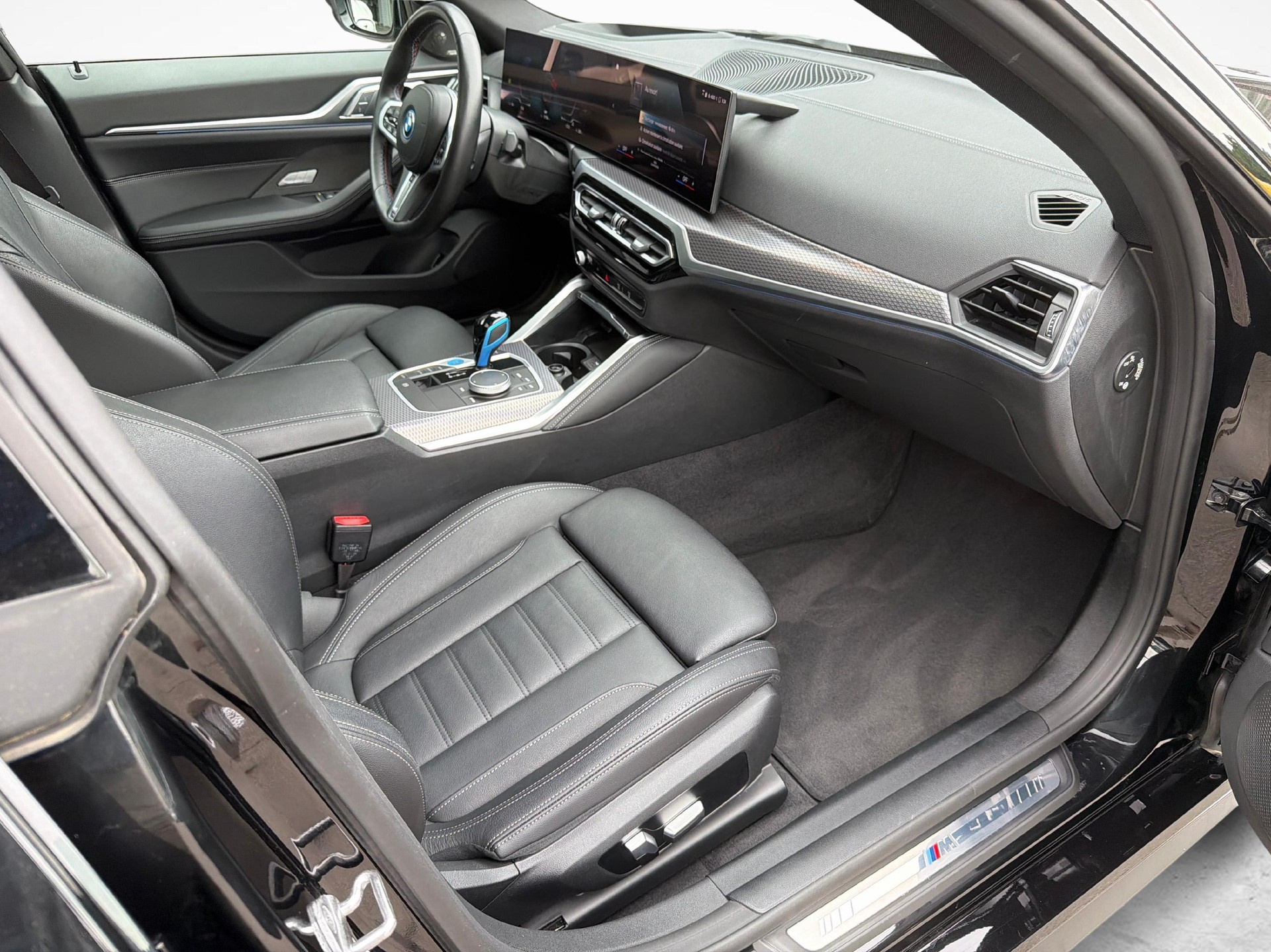 BMW i4 M50-image-17