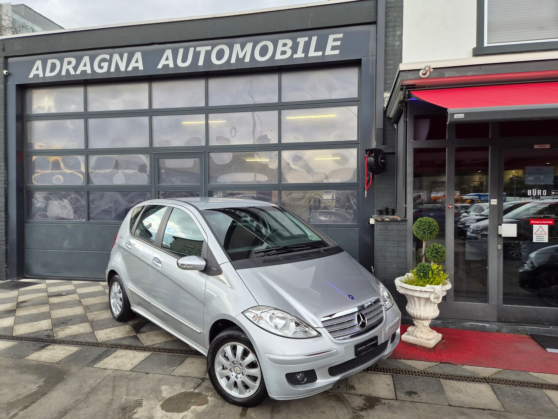 MERCEDES-BENZ A 170 Elégance Edition A-image-1