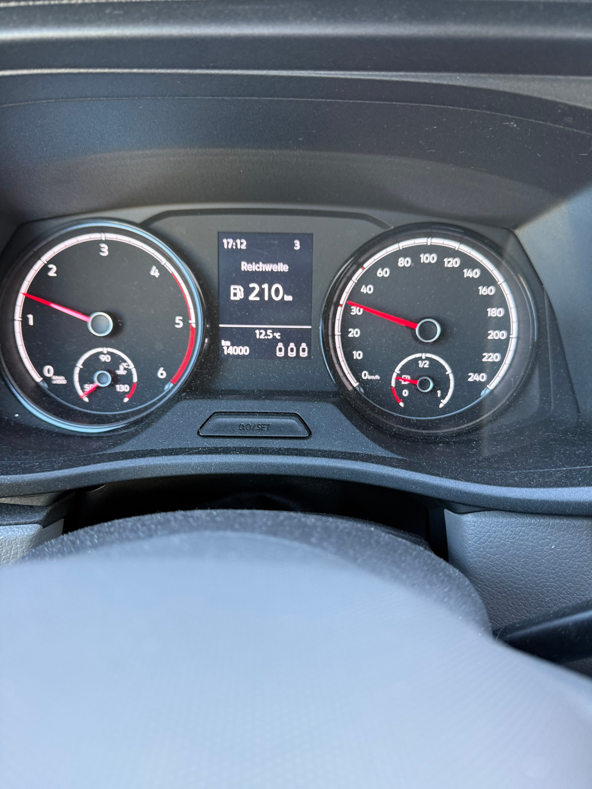 VW 2.0 TDI 110 Entry-image-5