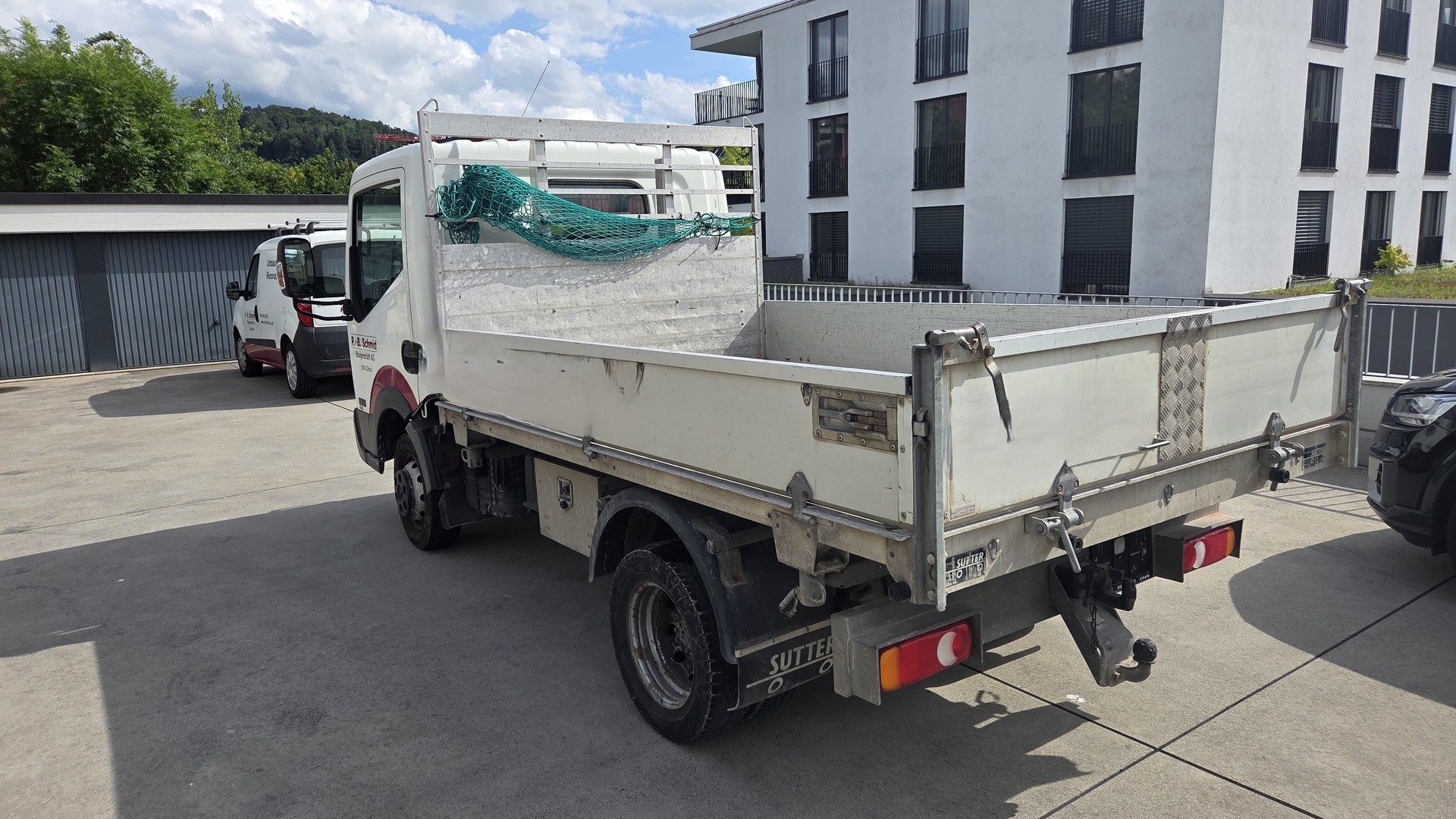 NISSAN 2.5 T 136 Pro-image-2