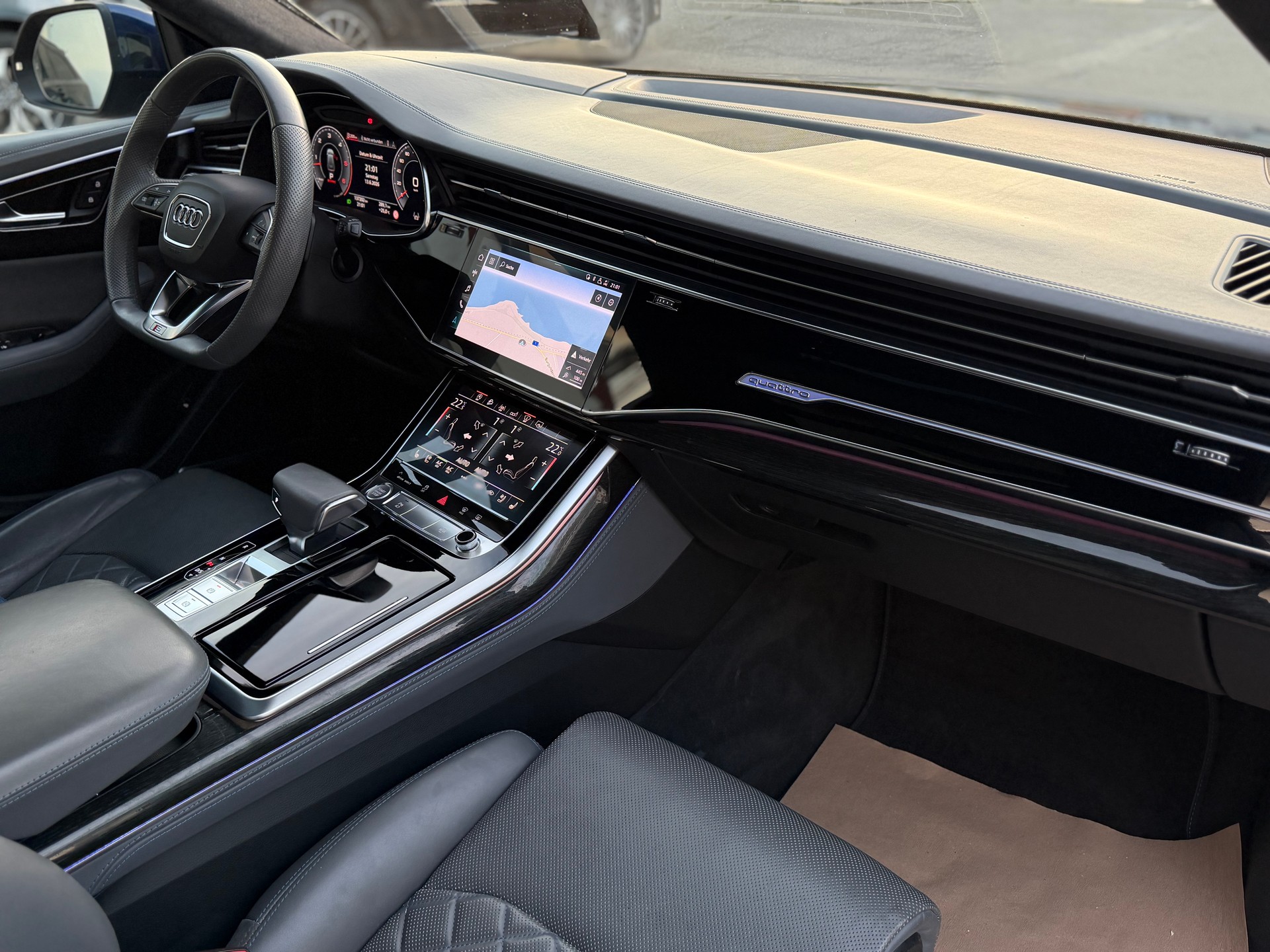 AUDI Q8 50 TDI quattro tiptronic-image-16
