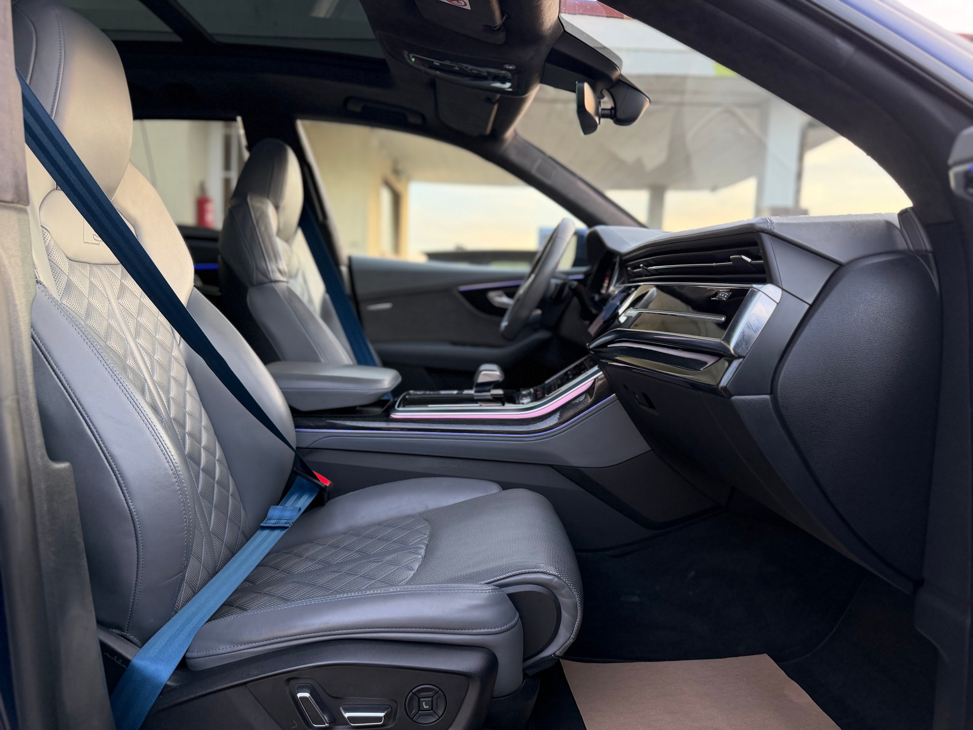 AUDI Q8 50 TDI quattro tiptronic-image-15