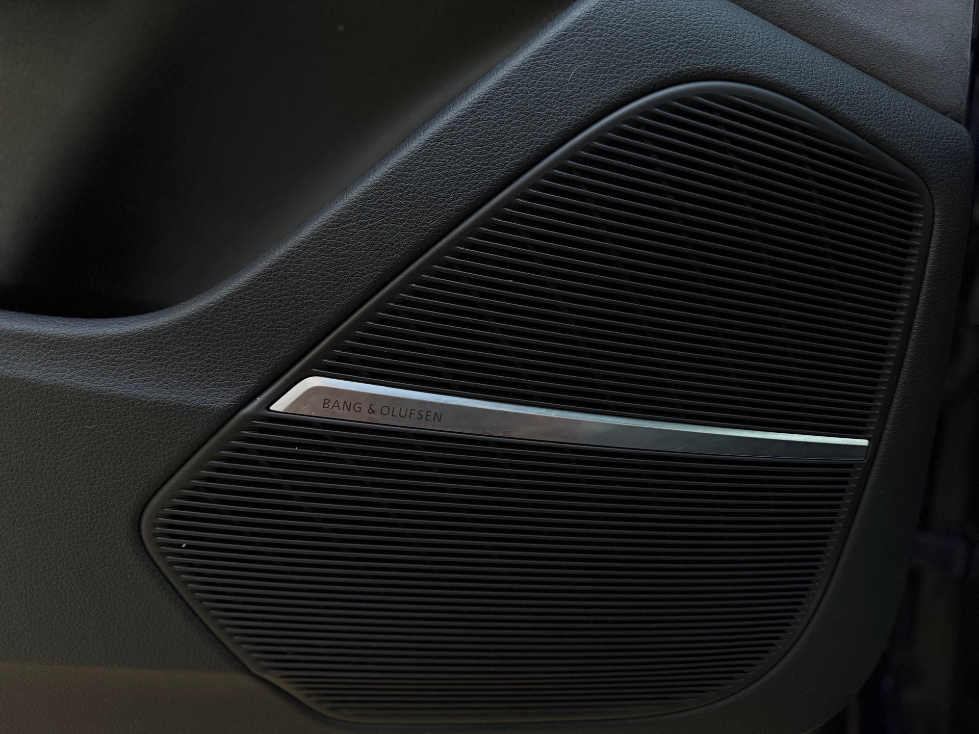 AUDI Q8 50 TDI quattro tiptronic-image-27