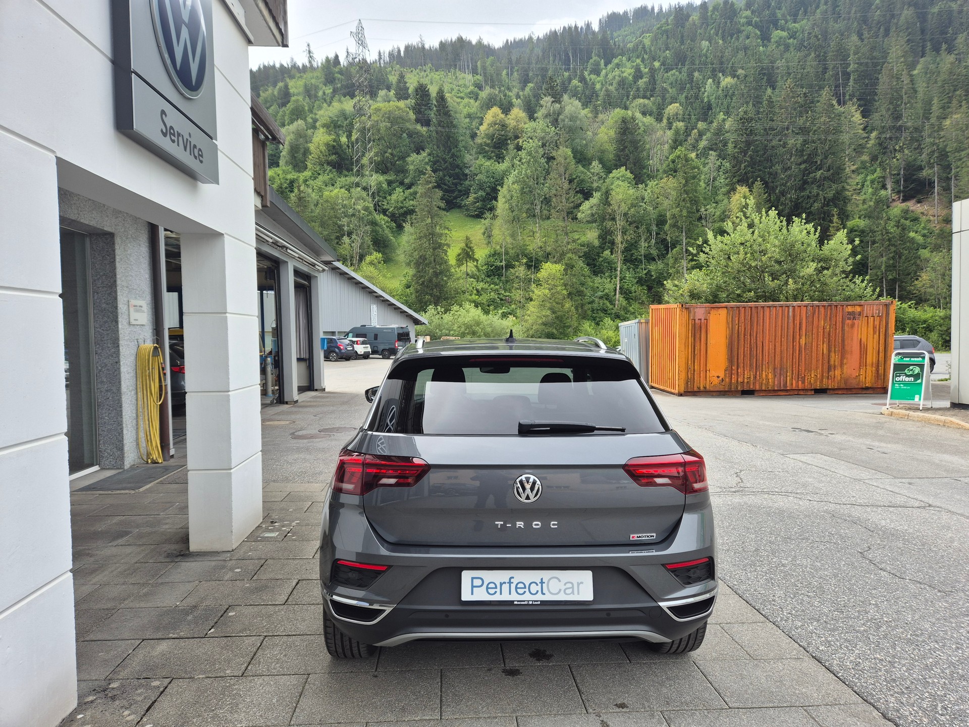 VW T-Roc 2.0 TSI Sport DSG 4Motion-image-5